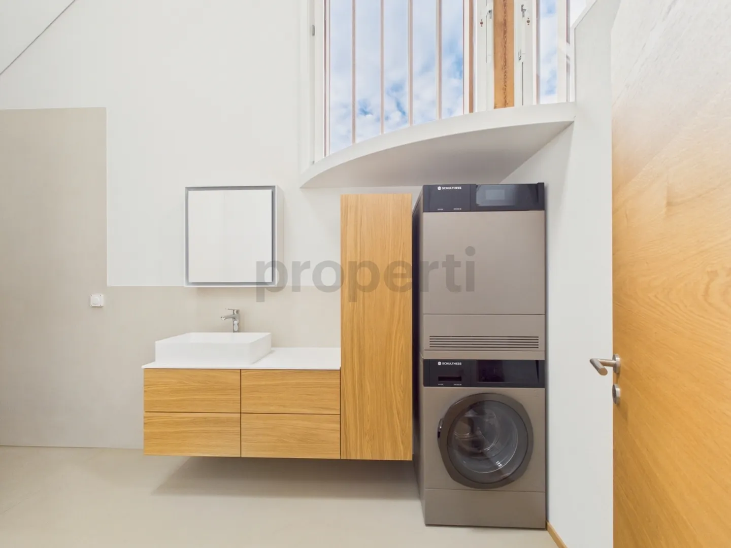 Loft au standard de copropriété - récemment rénové - Photo 9 sur 13