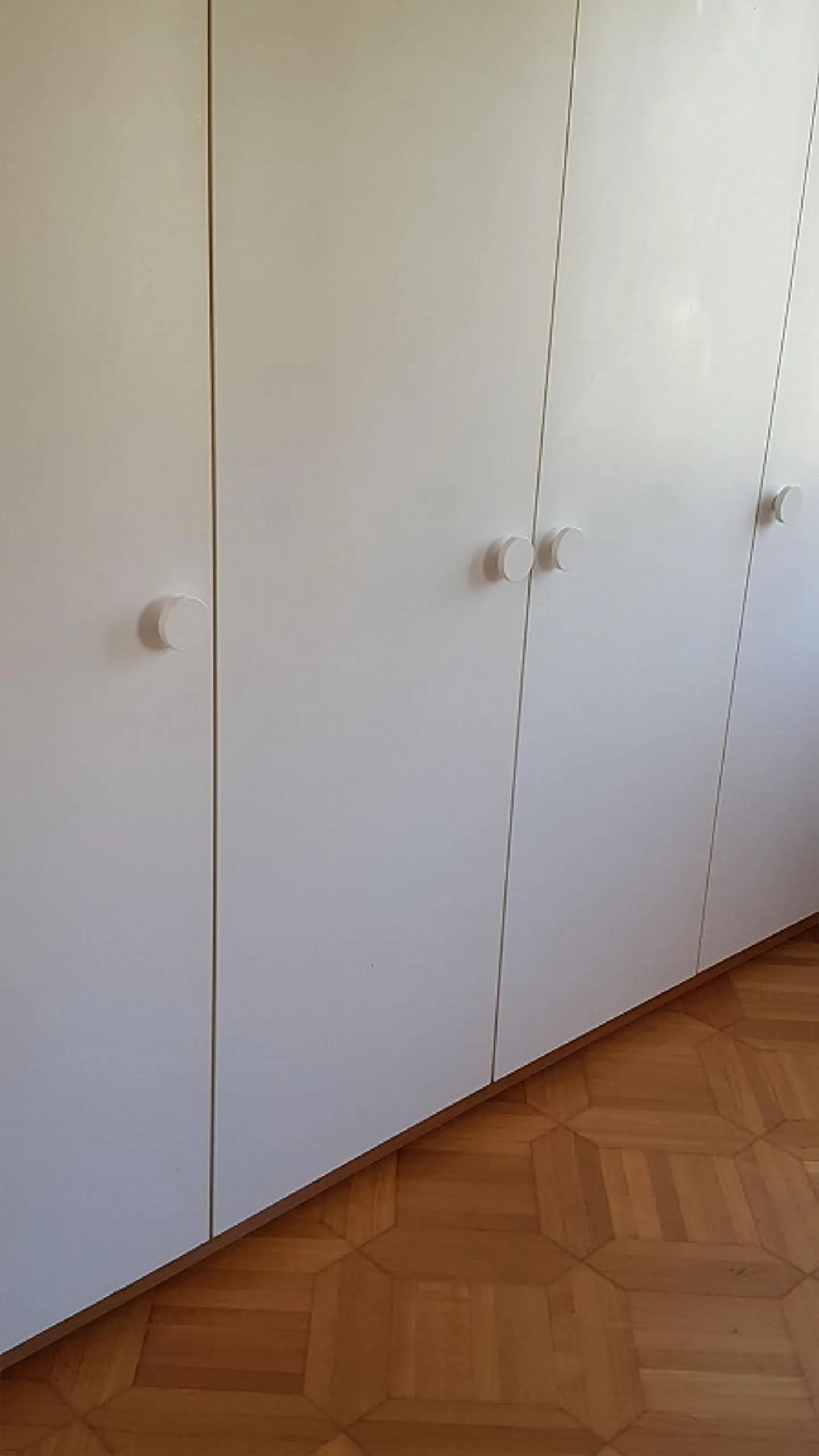 Large, sunny 4-room apartment in the attic - Photo 5 of 15