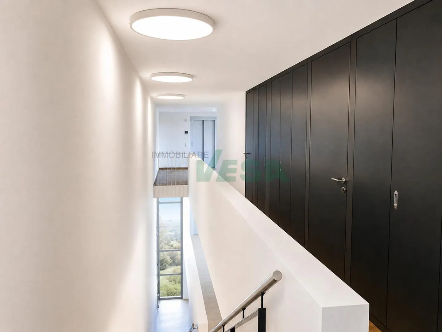 Comfortable and spacious modern villa in an idyllic location - Photo 7 of 15