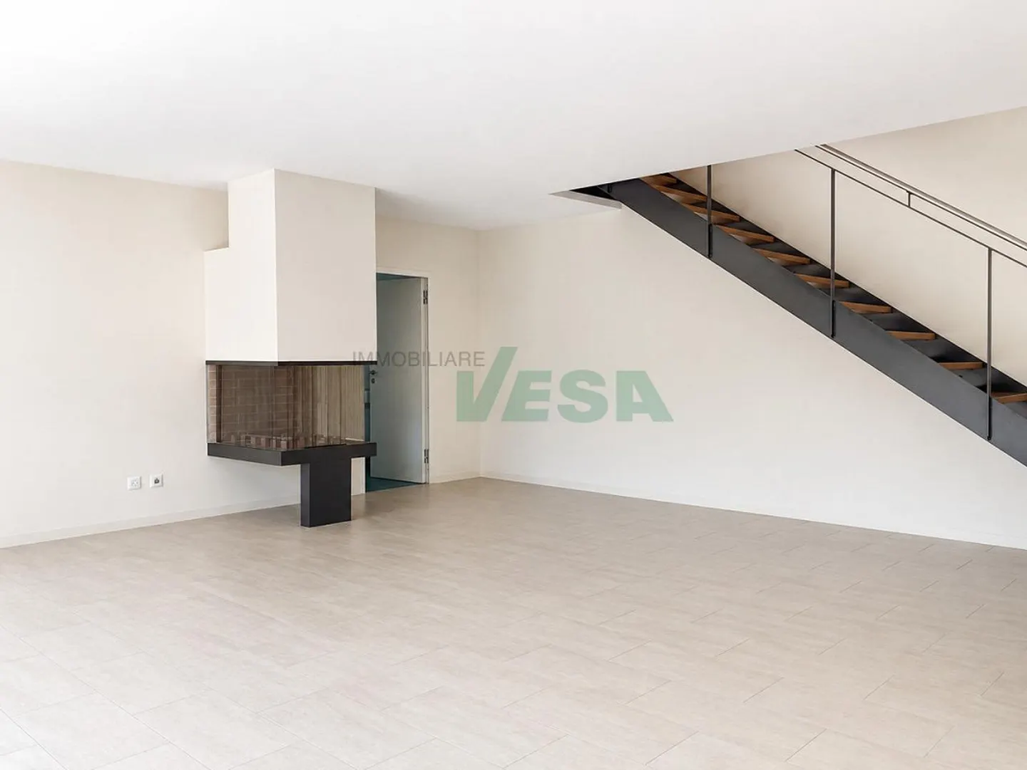Comfortable and spacious modern villa in an idyllic location - Photo 12 of 15