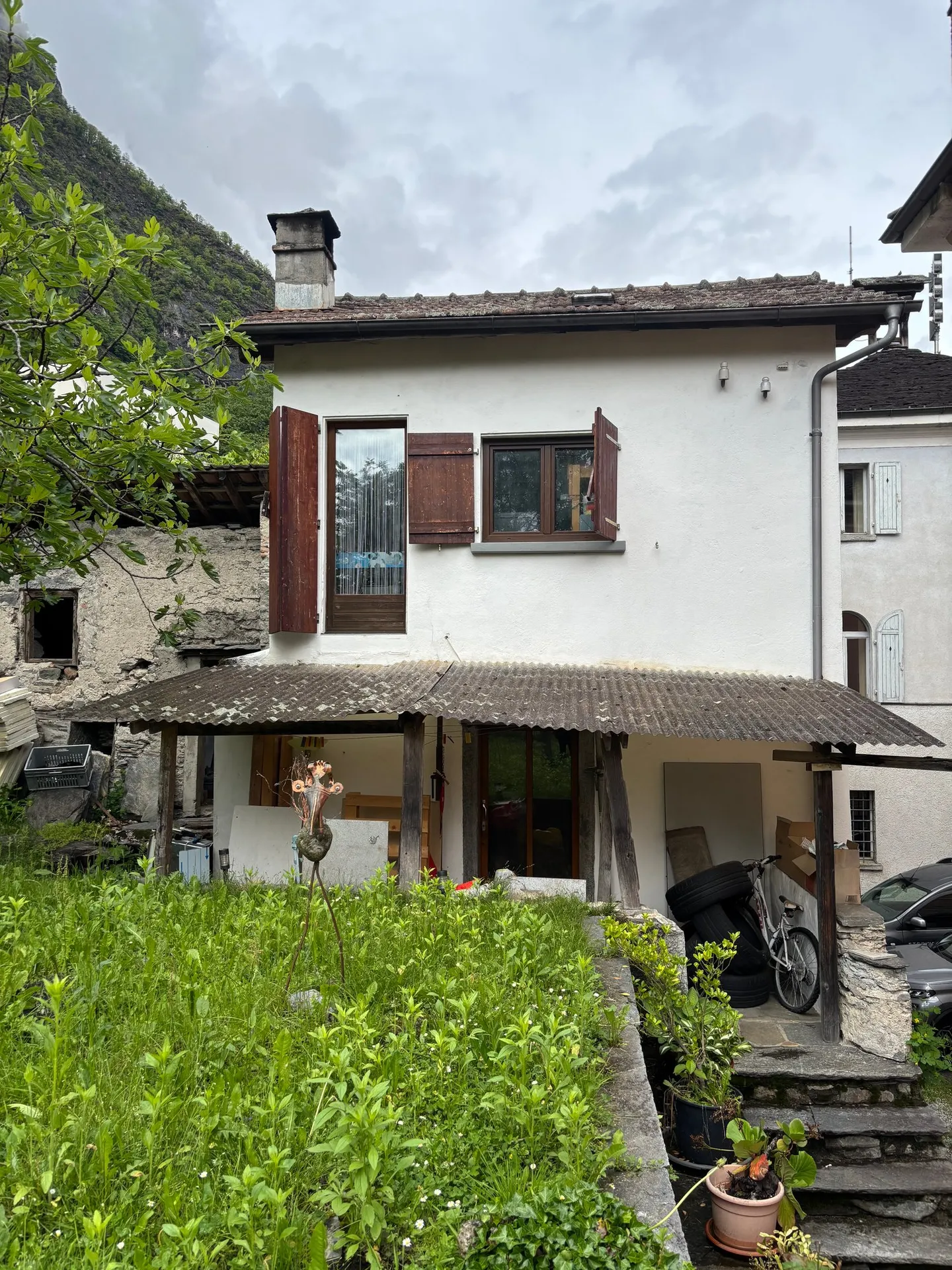 Casa da ristrutturare con ripostiglio a Lostallo (GR) - Foto 2 di 7