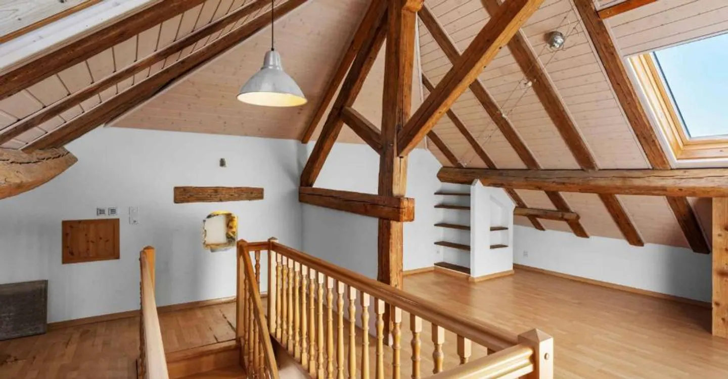 Casa da ristrutturare con vista sul cuore del villaggio - Foto 11 di 11