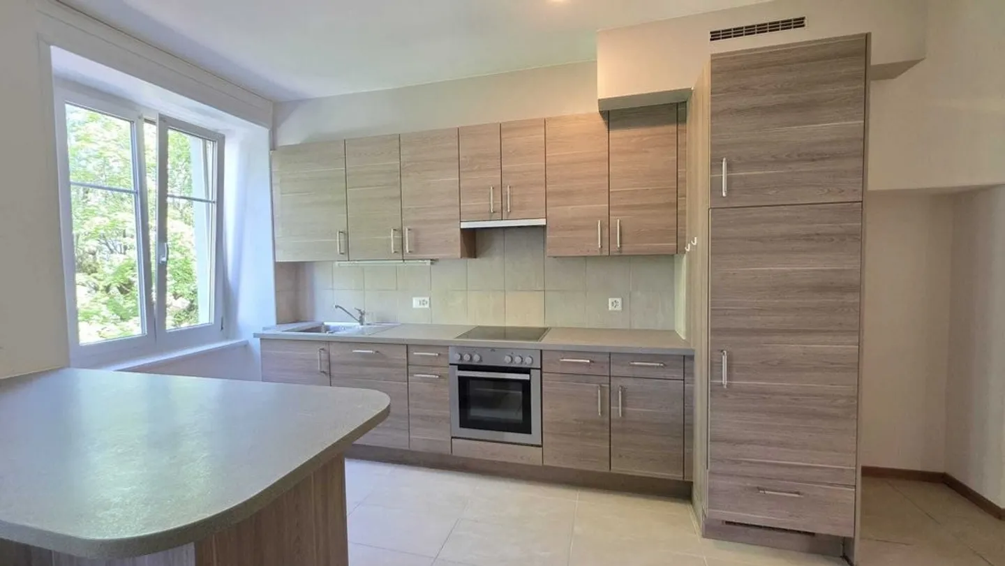 SCHÖNE WOHNUNG ZU VERMIETEN - Foto 3 von 10