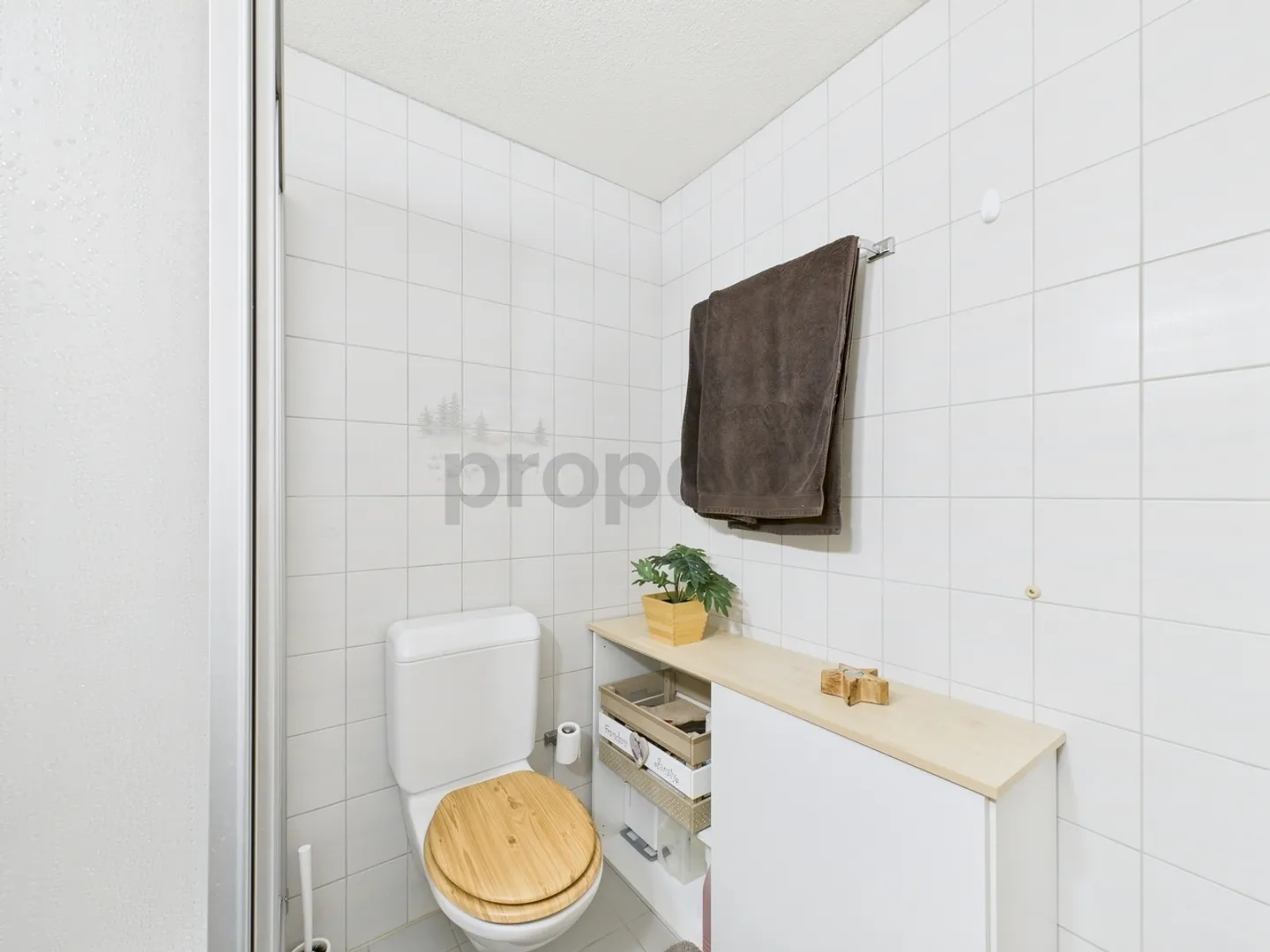 Tradition trifft Komfort: 2.5 Zimmer Zweitwohnung in Nufenen – natu... - Foto 10 von 11