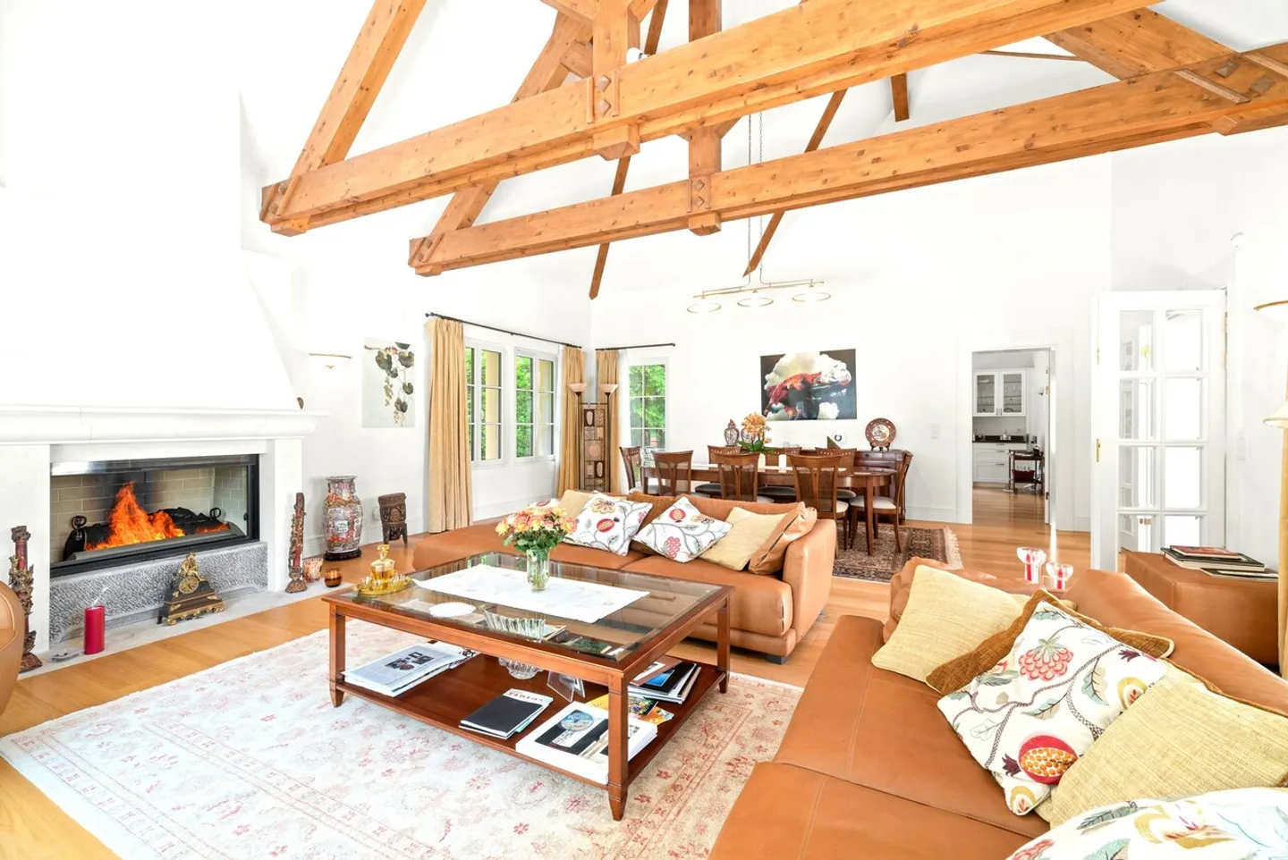 Property "feet in the water" with pool near Rolle - Photo 7 of 18