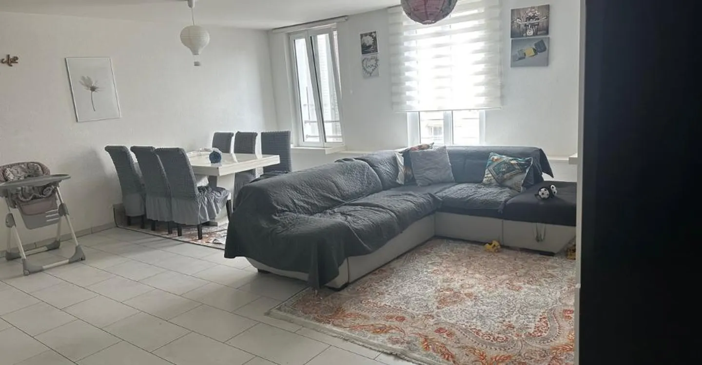 Appartement spacieux 3.5 pièces - Photo 1 sur 5