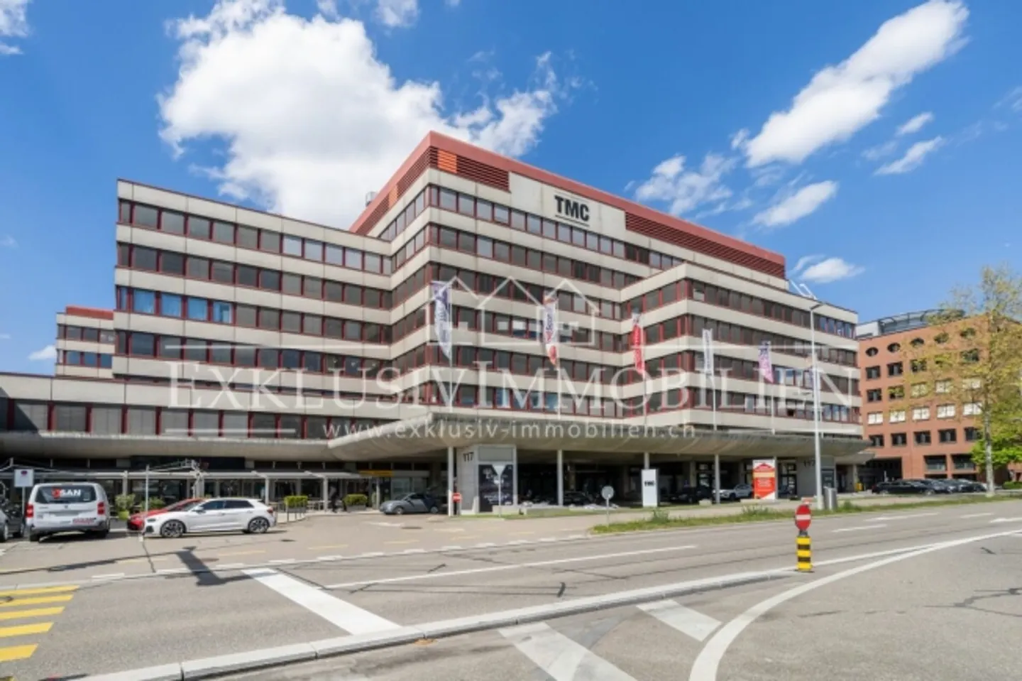 Commercial Space near Zurich - Photo 1 of 1