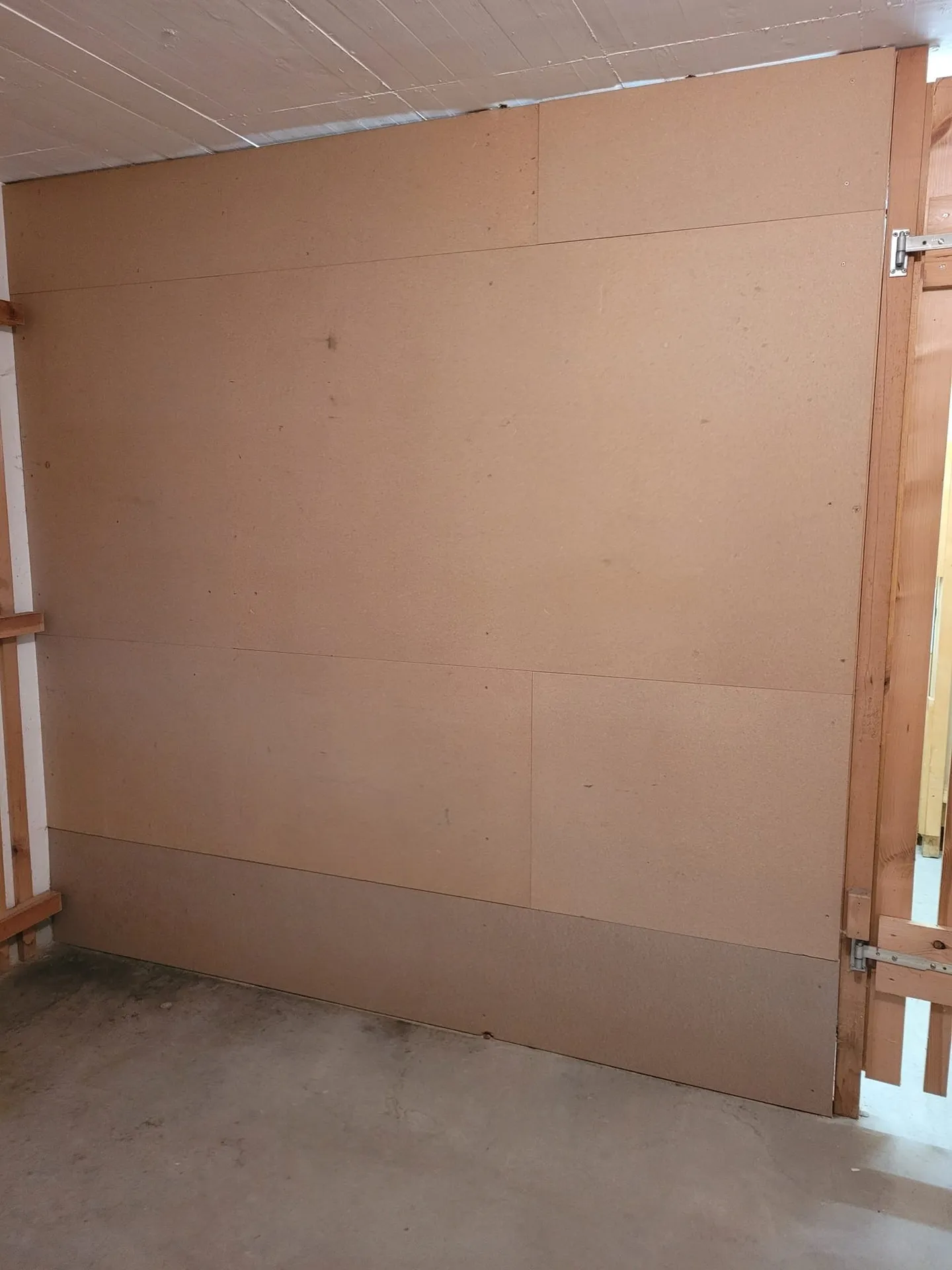 Salle de stockage d'environ 24m2 - Photo 3 sur 5