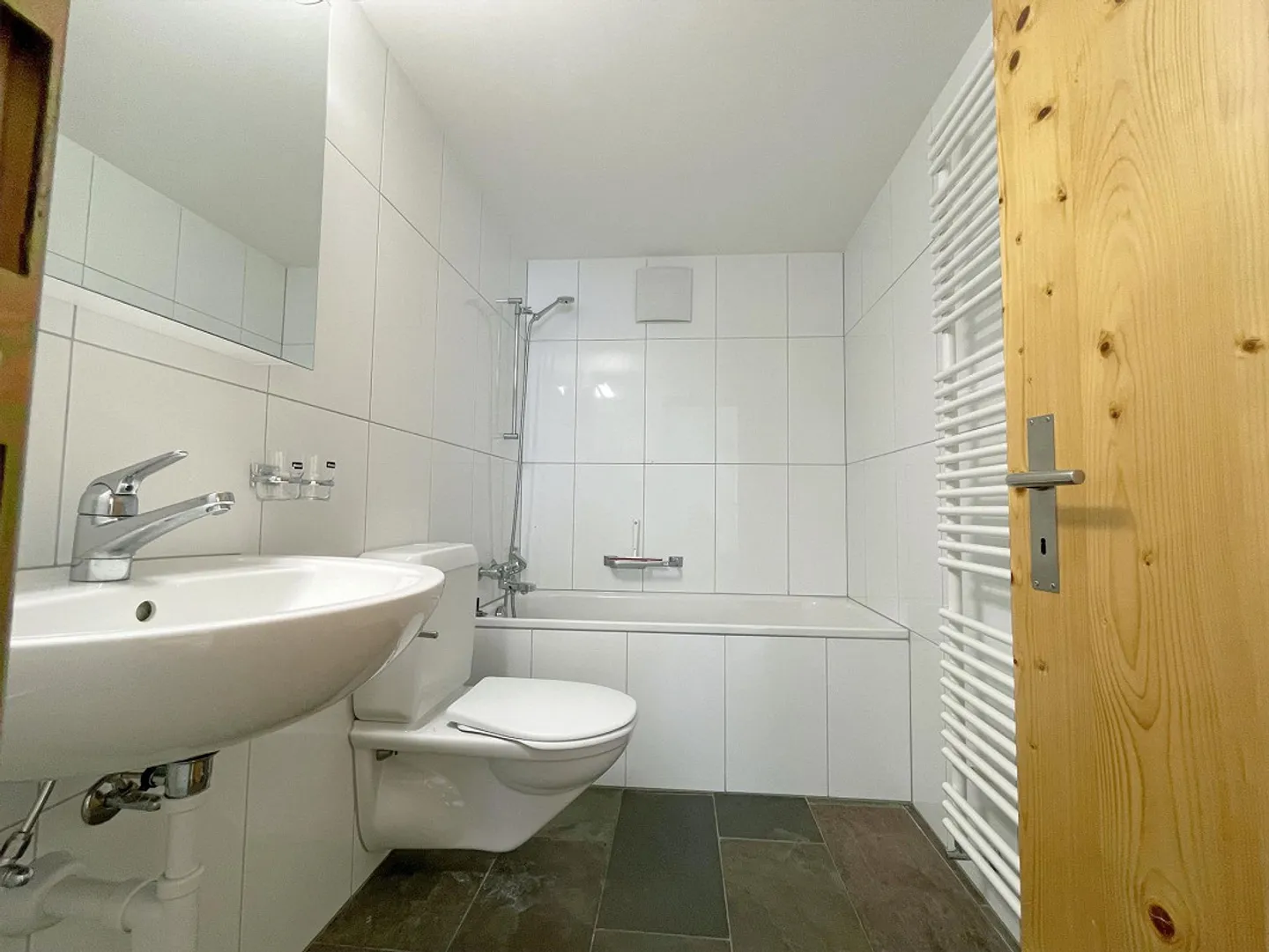 Appartement confortable dans la vieille ville dans un endroit calme - Photo 2 sur 5