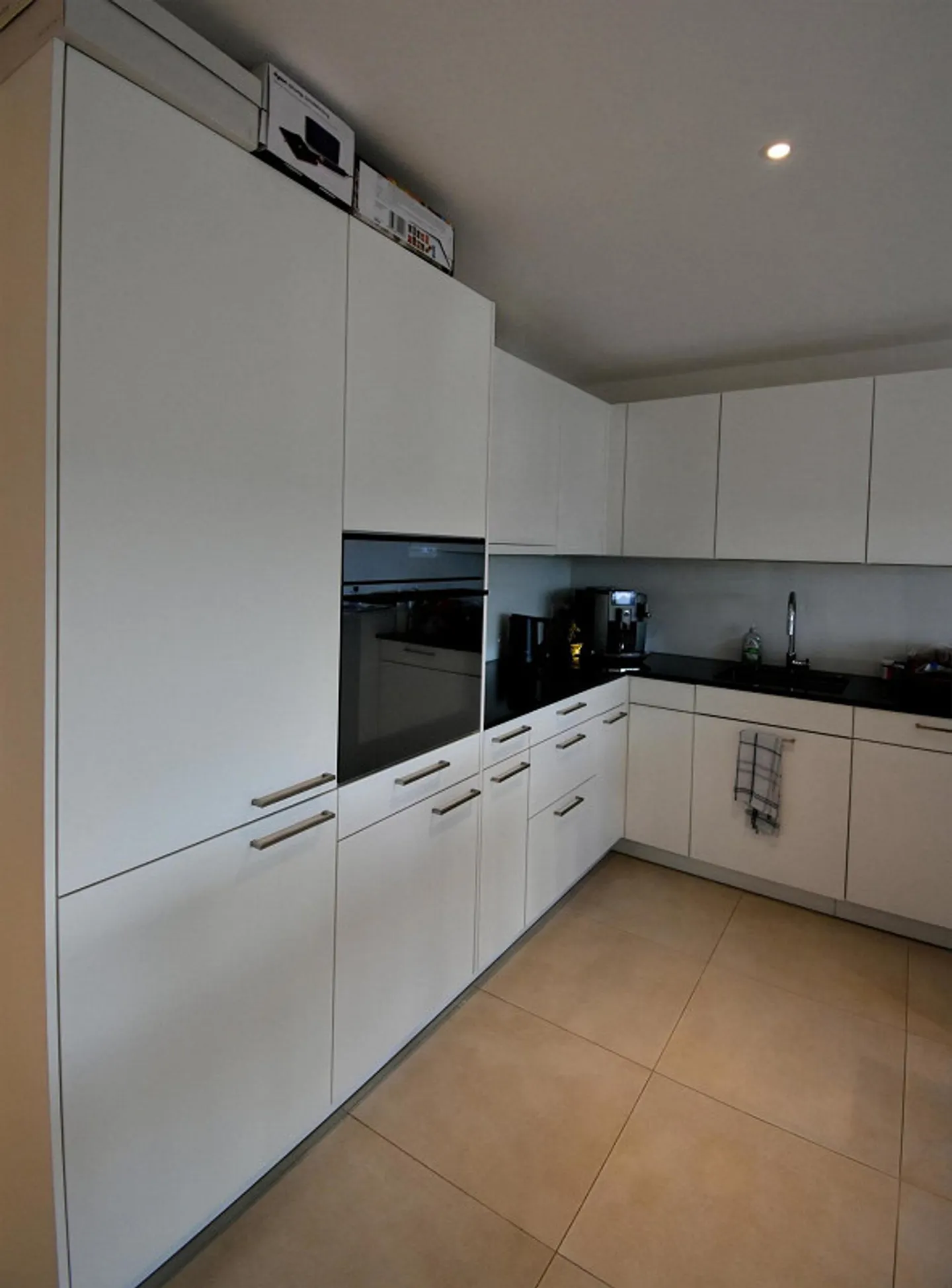 Appartement moderne de 2,5 pièces avec vue - Photo 3 sur 7