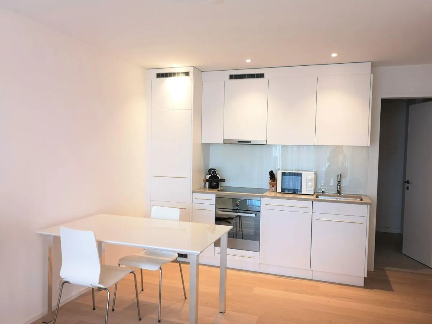 Appartement moderne au calme - Photo 2 sur 7