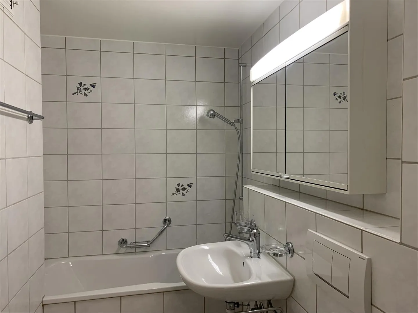 Einzelzimmer zu vermieten - MIETEN OHNE KAUTION - - Photo 2 sur 3