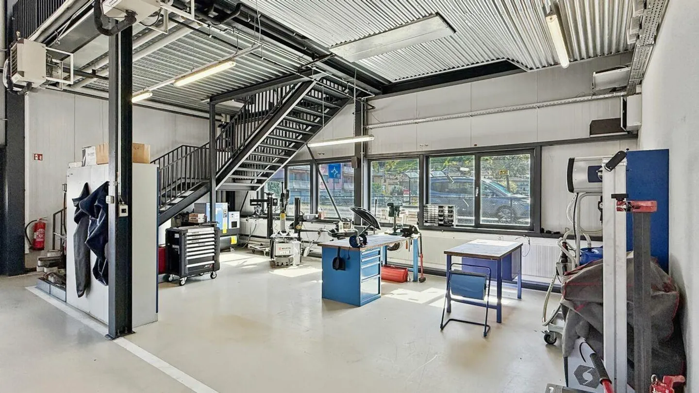 Contone - Immeuble commercial avec showroom dans un emplacement stratégique... - Photo 12 sur 18