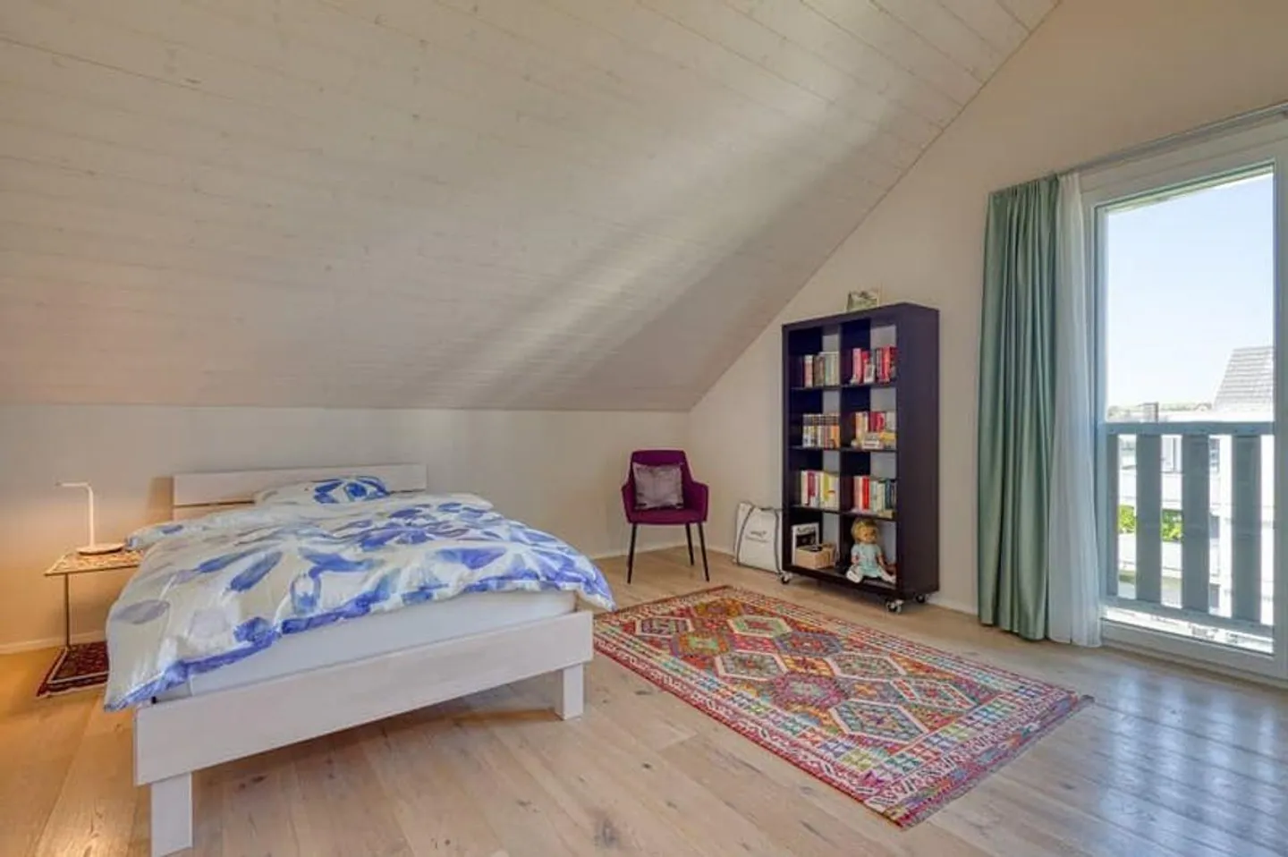 Geräumige 4.5-Zimmer-Wohnung in Einsiedeln zu vermieten - Foto 2 von 13