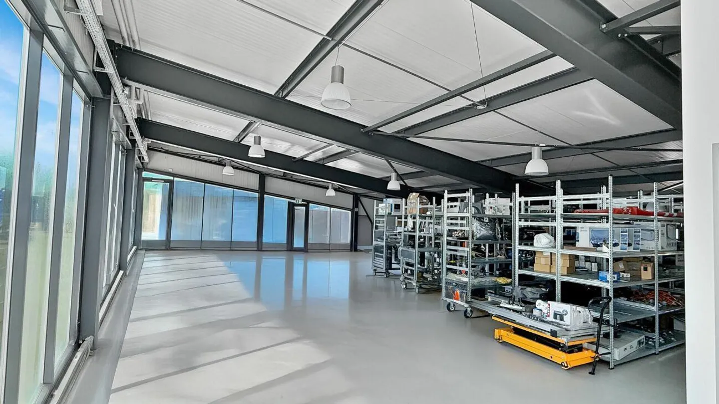 Contone - Immeuble commercial avec showroom dans un emplacement stratégique... - Photo 16 sur 18