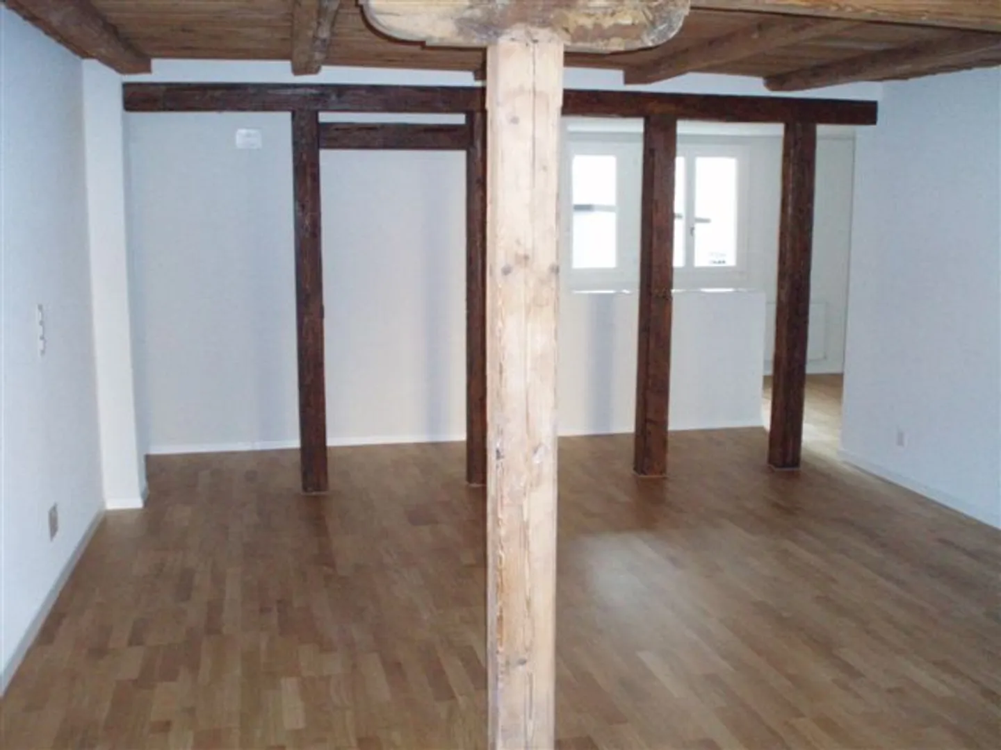 Apartment for rent - Photo 5 of 5