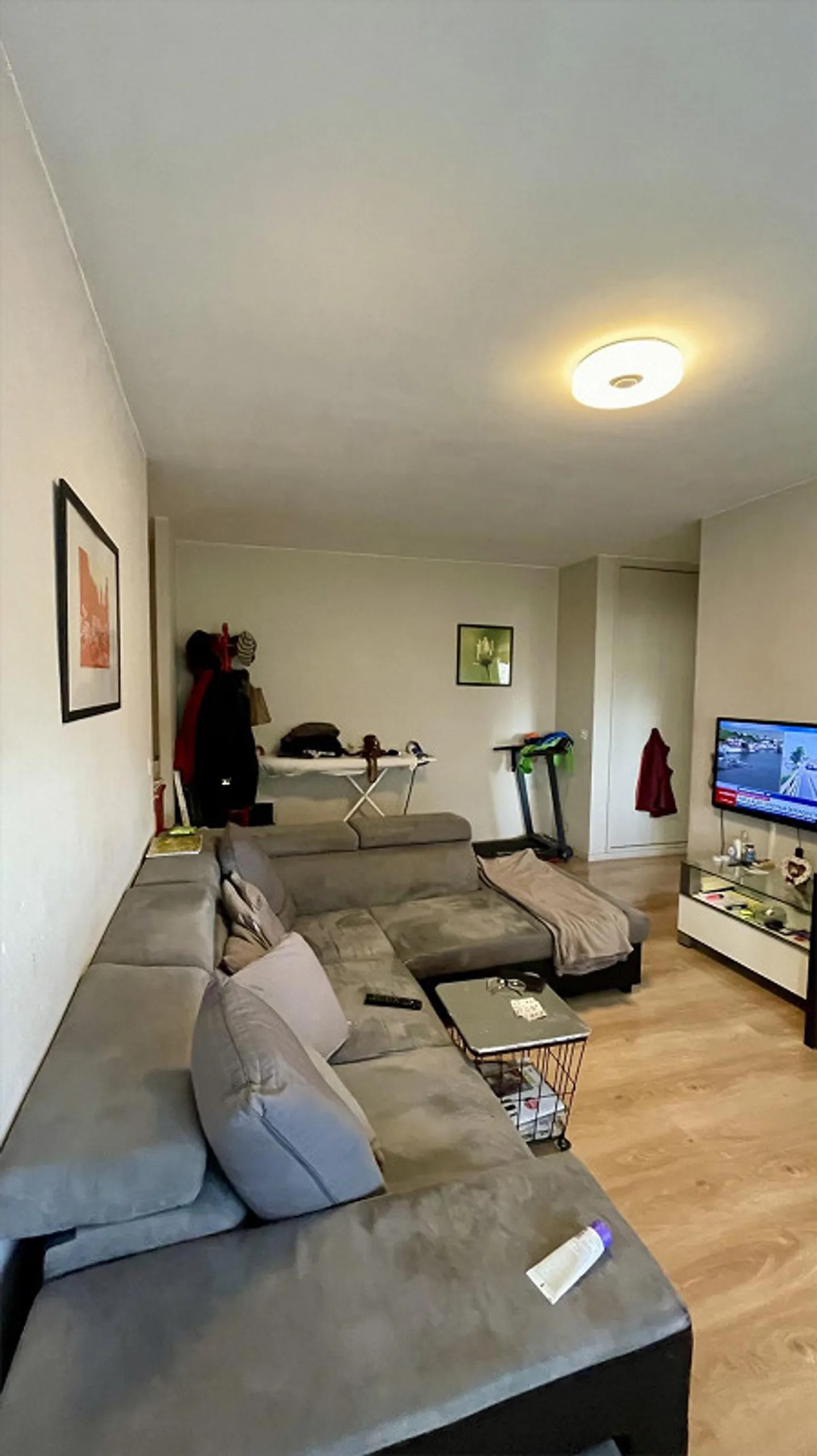 Appartamento luminoso di tre stanze al 1° piano - Foto 2 di 7