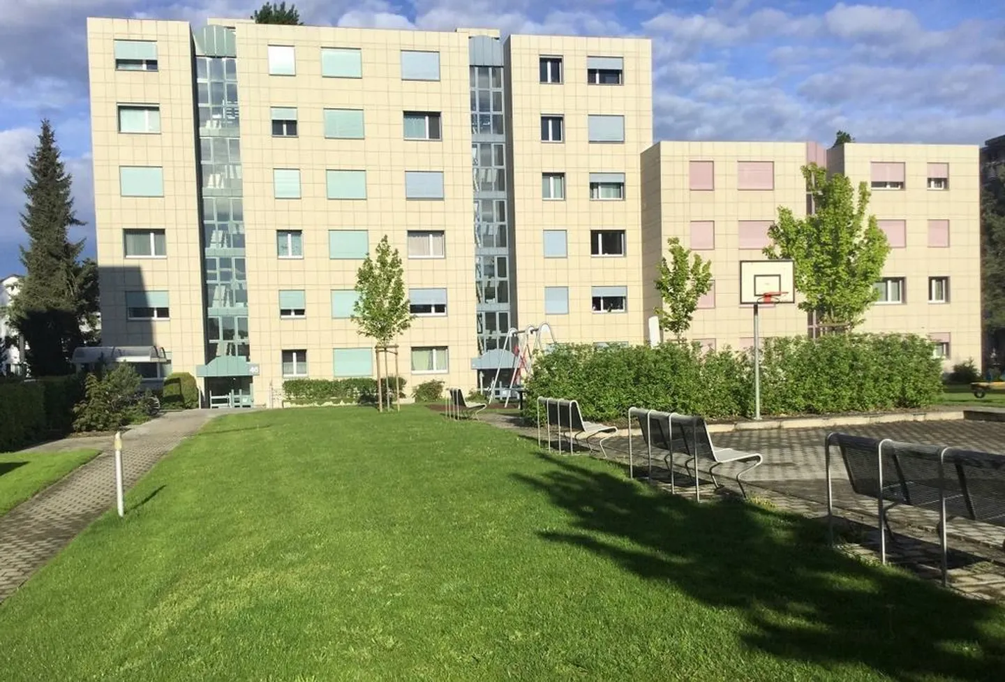 Gemütliche 2.5-Zimmerwohnung mit Balkon - Foto 1 von 9