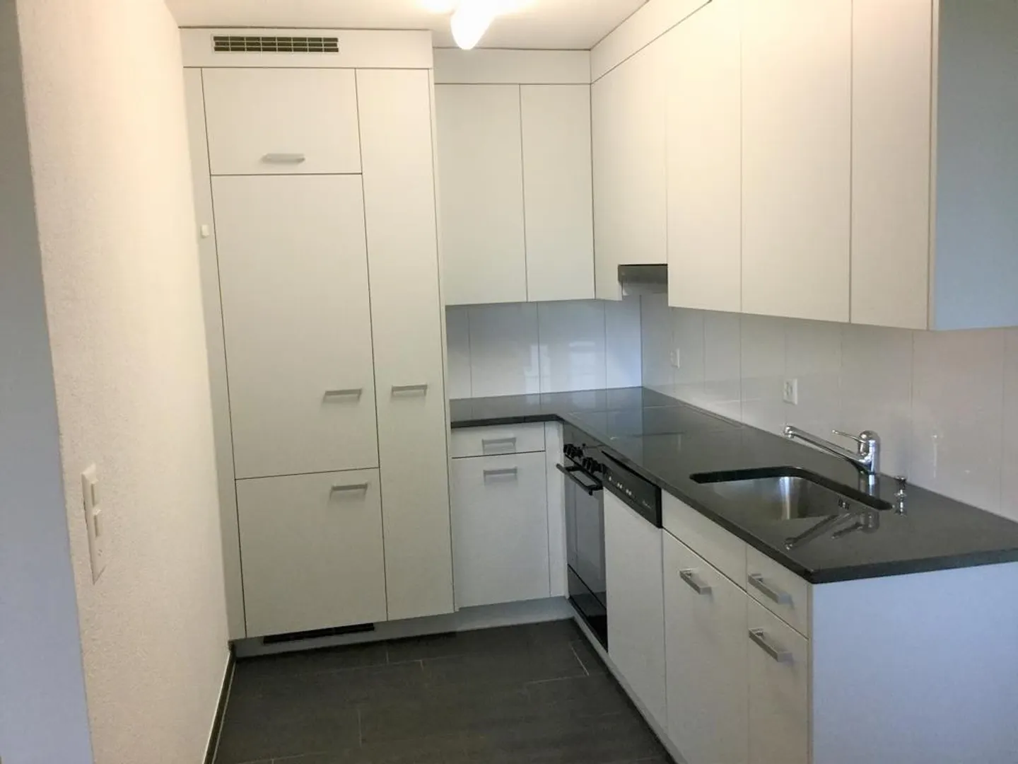 Gemütliche 2.5-Zimmerwohnung mit Balkon - Foto 4 von 9