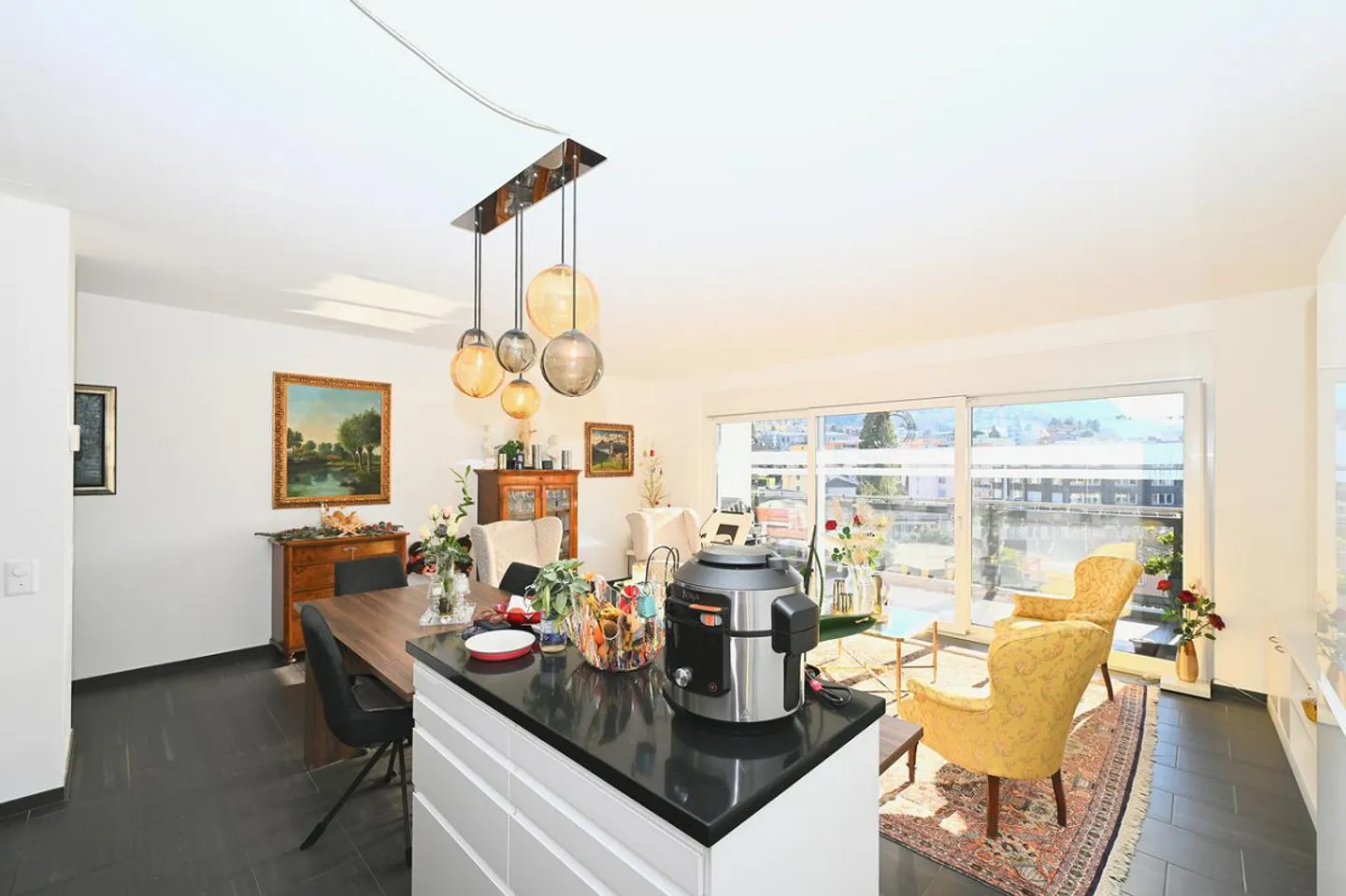 Elegantes Penthouse mit Panoramaterrasse in der Nähe des Zentrums von Lugano - Foto 4 von 20