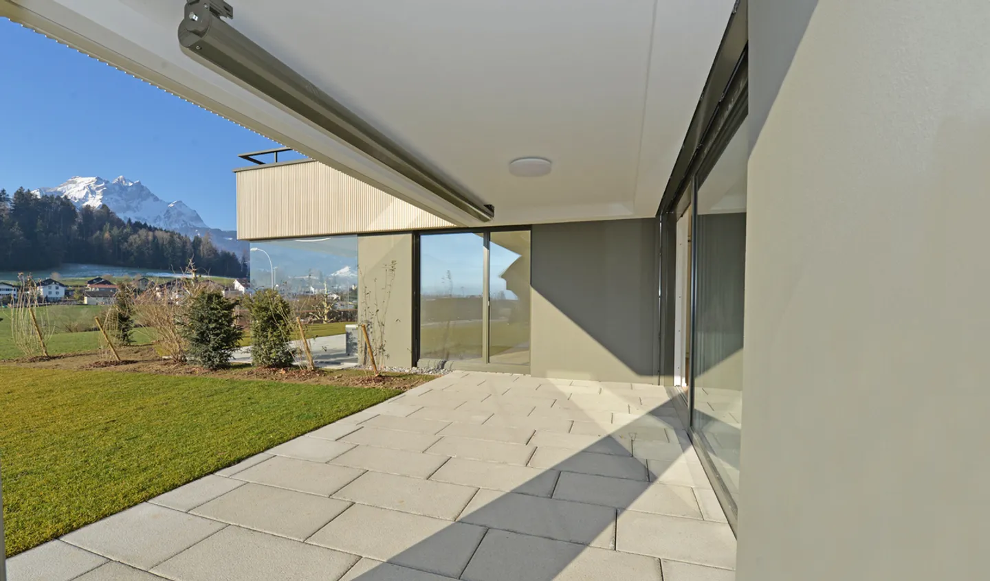 Grosszügige 2½-Zimmer-Gartenwohnung im Felmispark - Foto 7 von 10