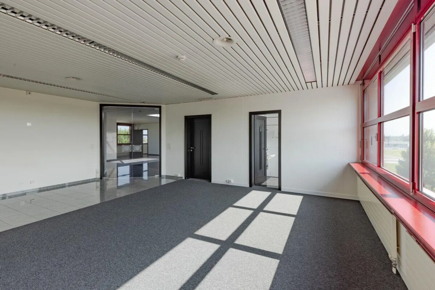 Votre nouveau bureau à Staad - Photo 3 sur 6