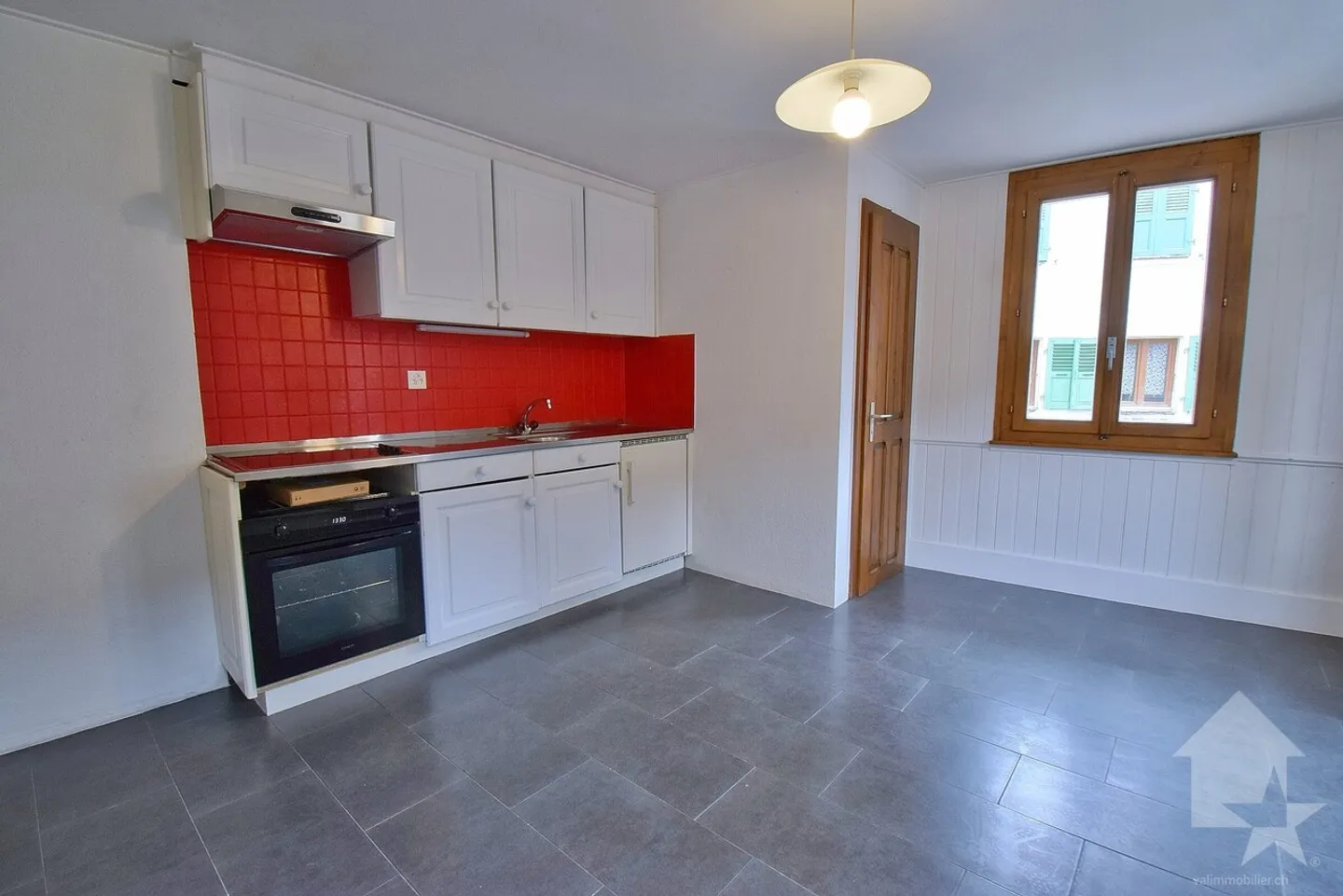 Charmante 2,5-Zimmer-Duplexwohnung, hell und gut gelegen - Foto 5 von 9