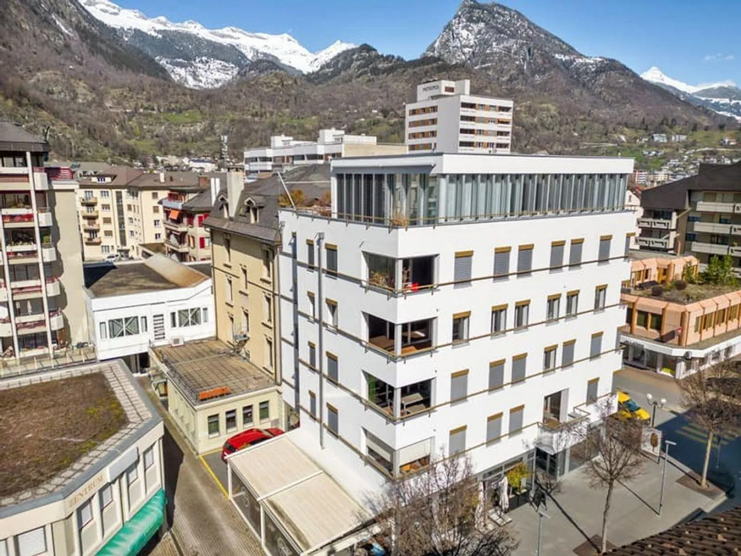 Appartamento esclusivo di 5,5 stanze in posizione centrale con vista sulle montagne e lontano - Foto 5 di 6