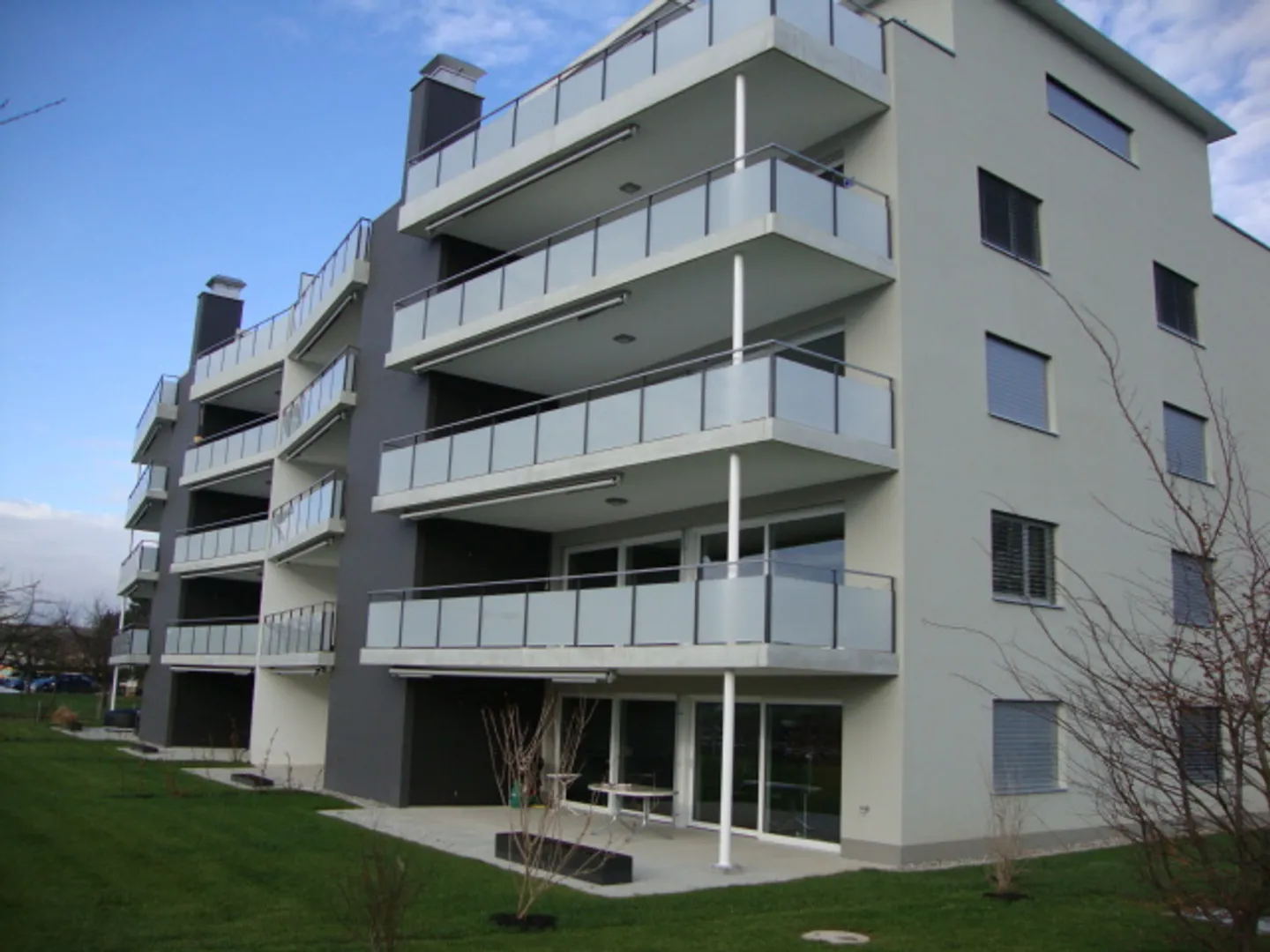 Appartement élégant avec aire de jeux - Photo 2 sur 11