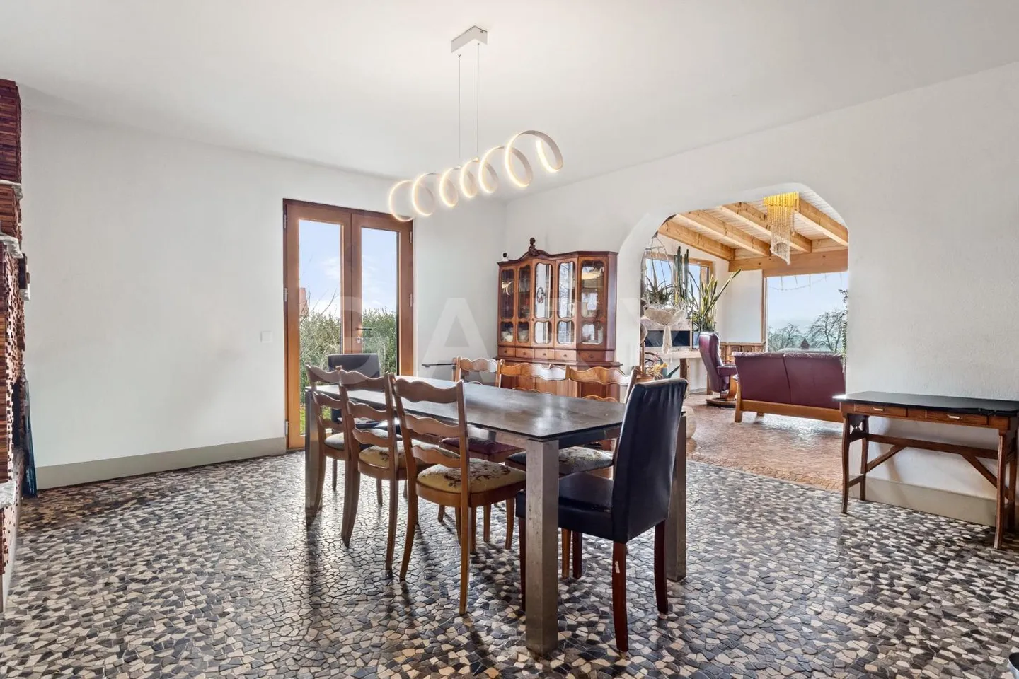 10-Zimmer-Haus - Foto 3 von 13