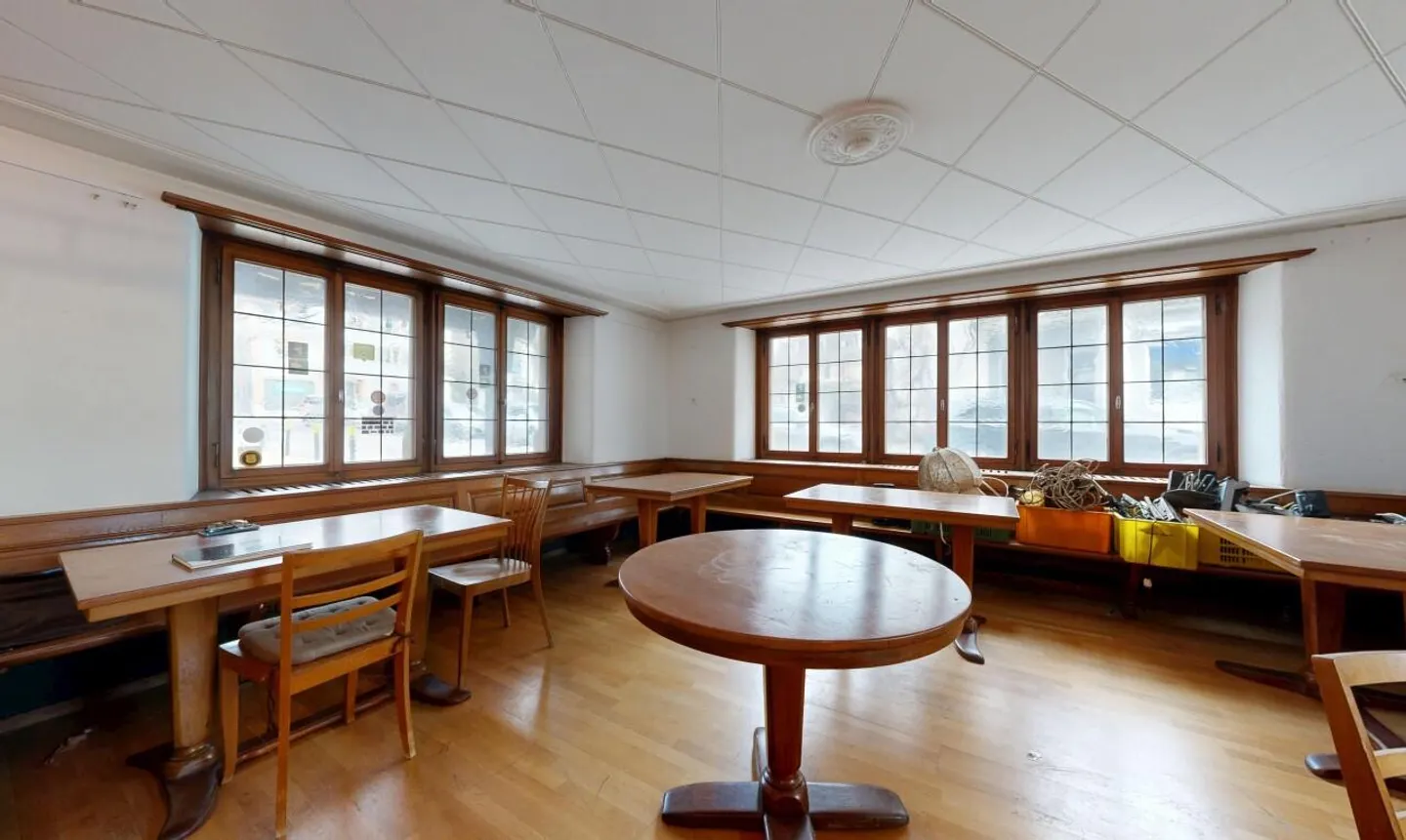 Investment property with high potential in the center of La Neuveville - Photo 1 of 13