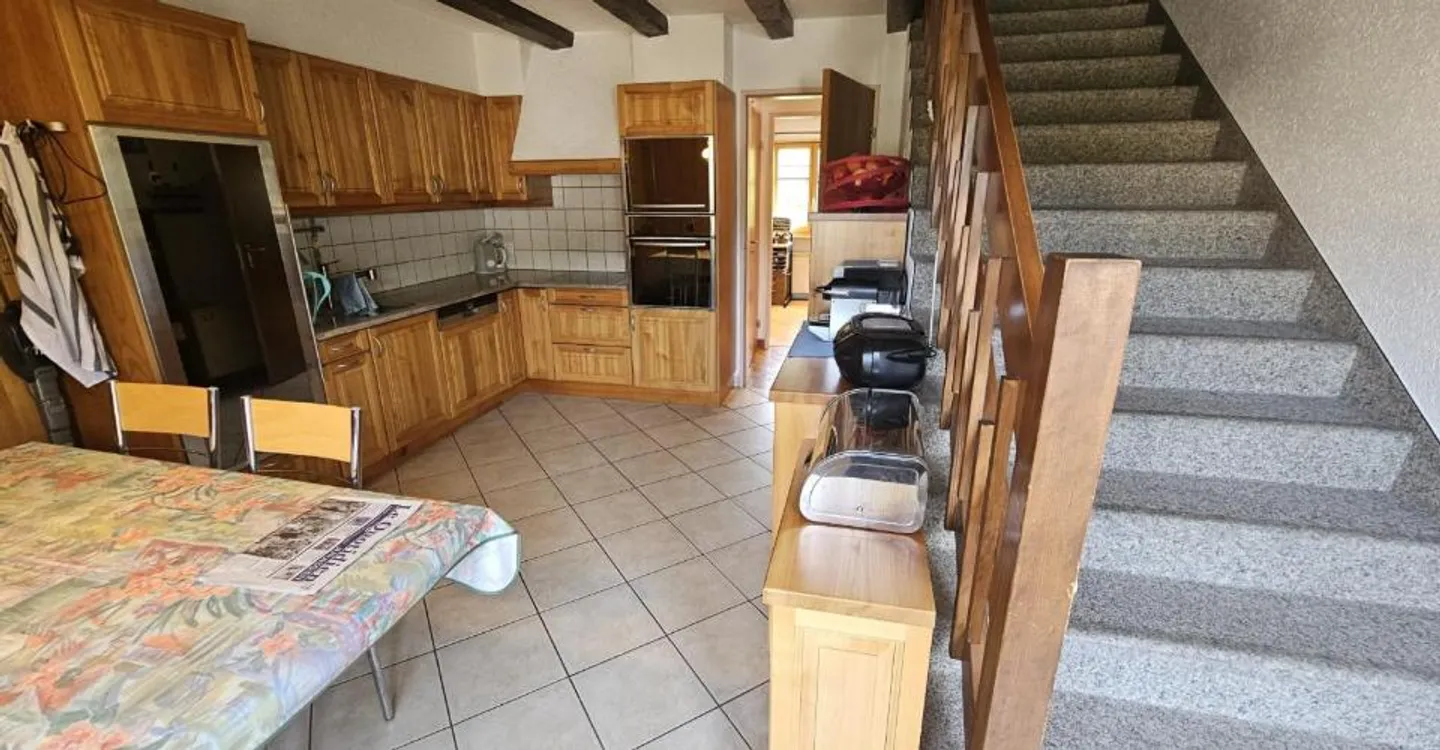 Doppelhaus mit Grossem Potenzial - Foto 7 von 12