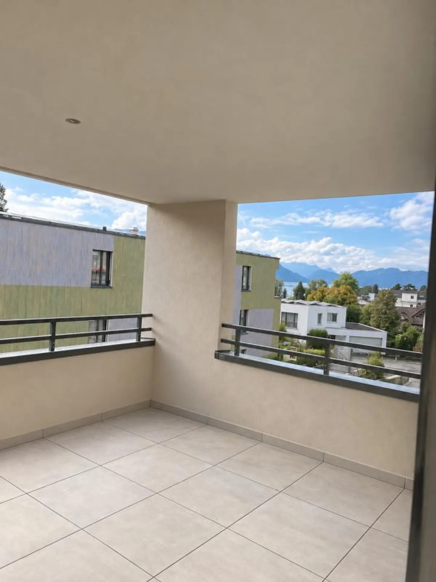 Stilvolles Apartment mit Seeblick - Foto 8 von 10