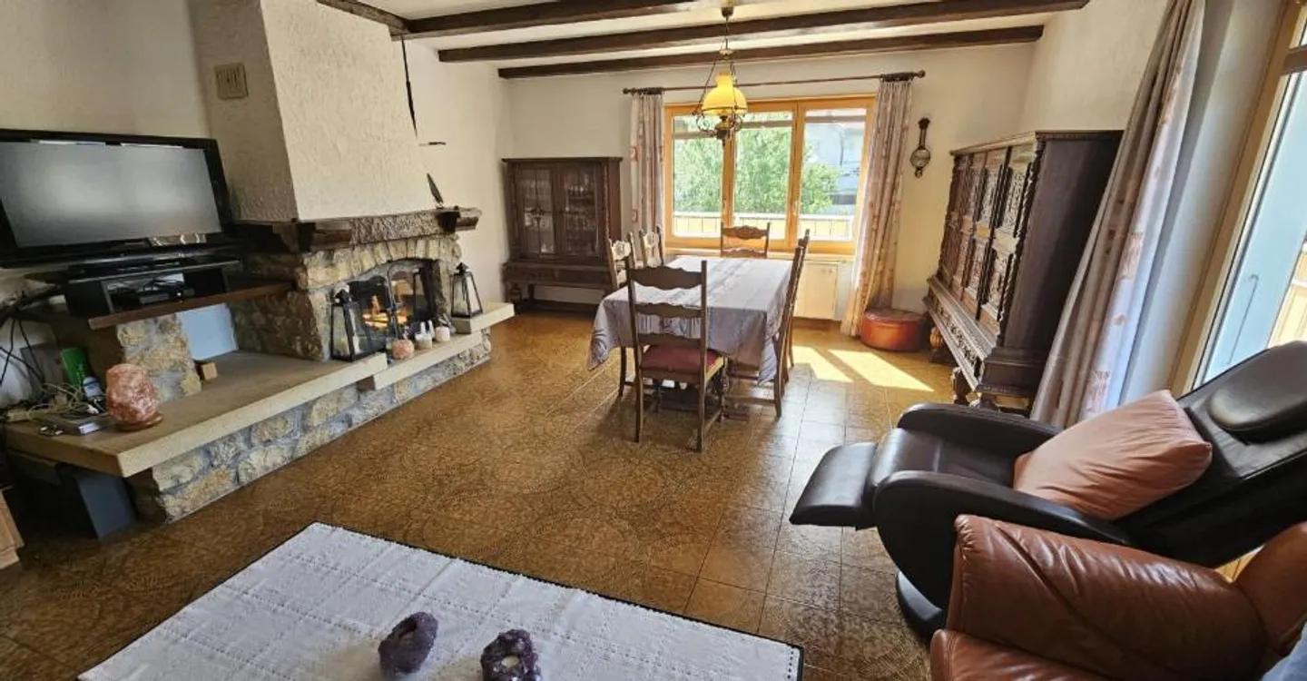 Doppelhaus mit Grossem Potenzial - Foto 8 von 12