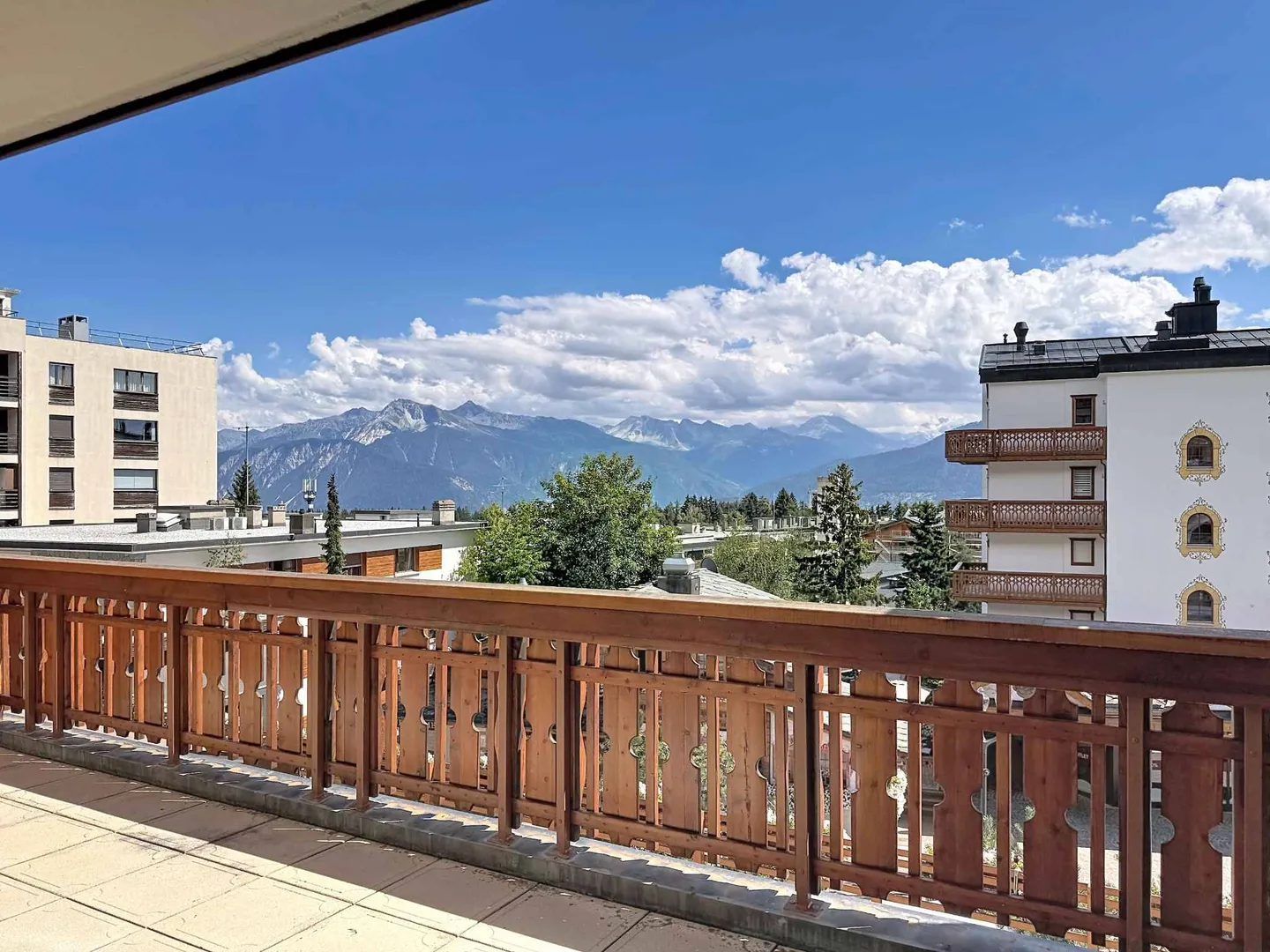 Nouvel Appartement avec Vue Époustouflante - Photo 1 sur 13