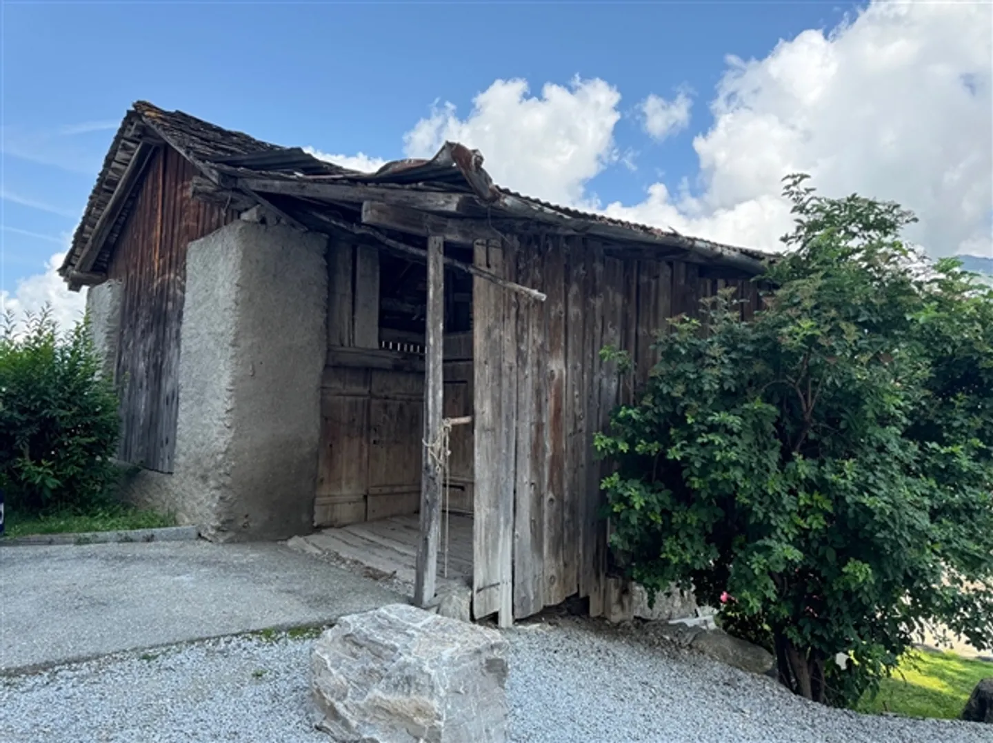 «Scheune - Autorisierter Zweitwohnsitz - Lens - ALLEINVERTRETER» - Foto 3 von 5