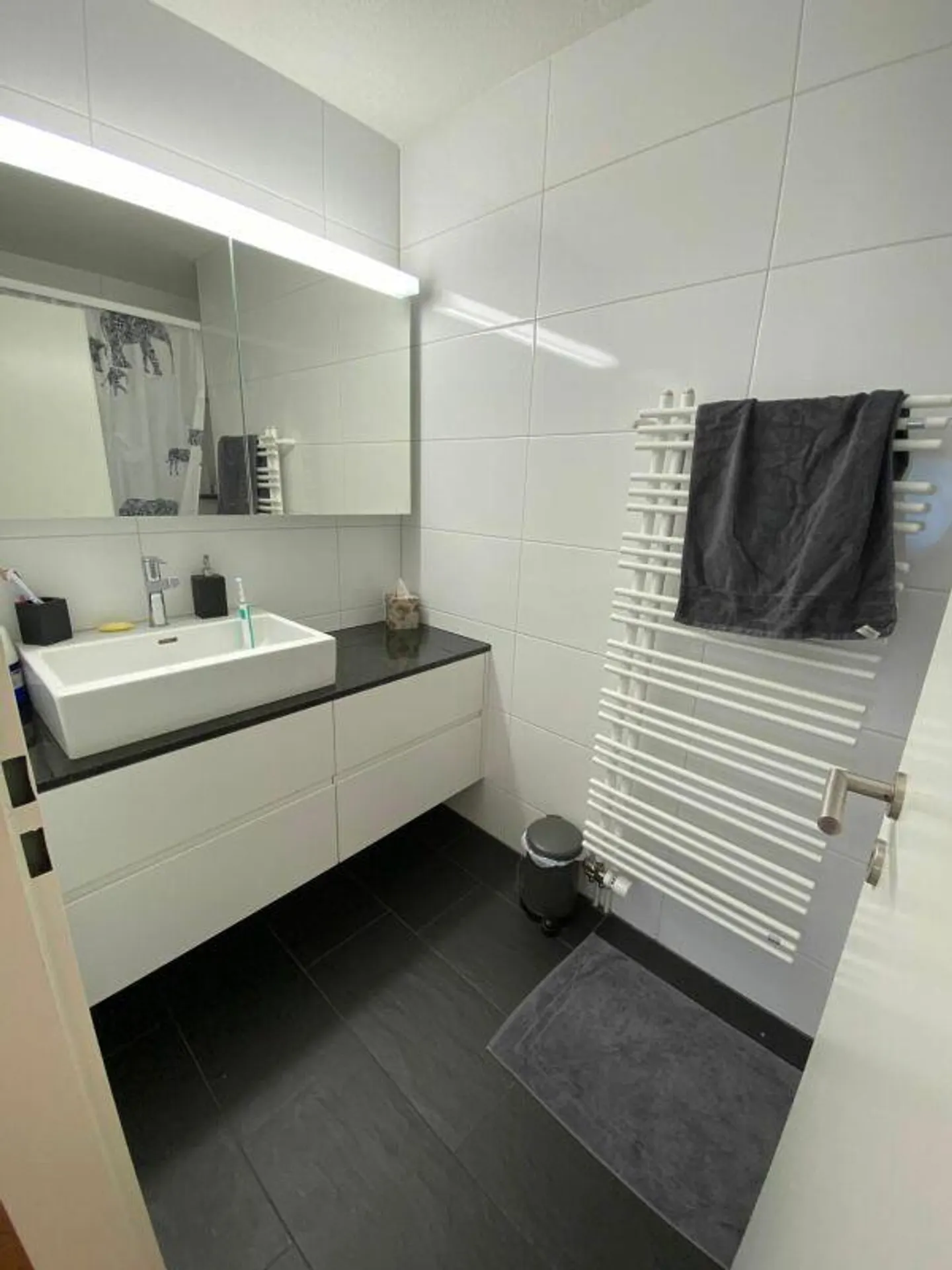 Helle 3.5-Zimmer-Wohnung an ruhiger Lage, grenzend an die Stadt Wil - Photo 4 sur 13