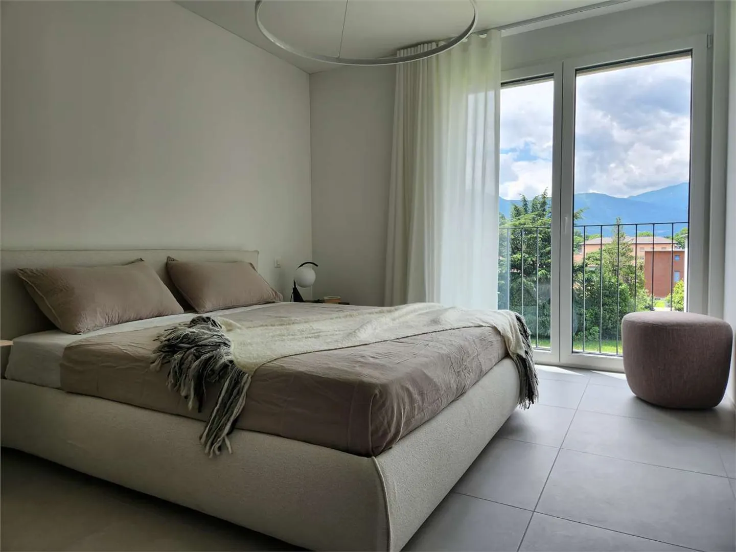 Bellinzona - Modernes 3.5-Zimmer-Apartment im Erdgeschoss mit exklusivem Garten - Photo 10 sur 13