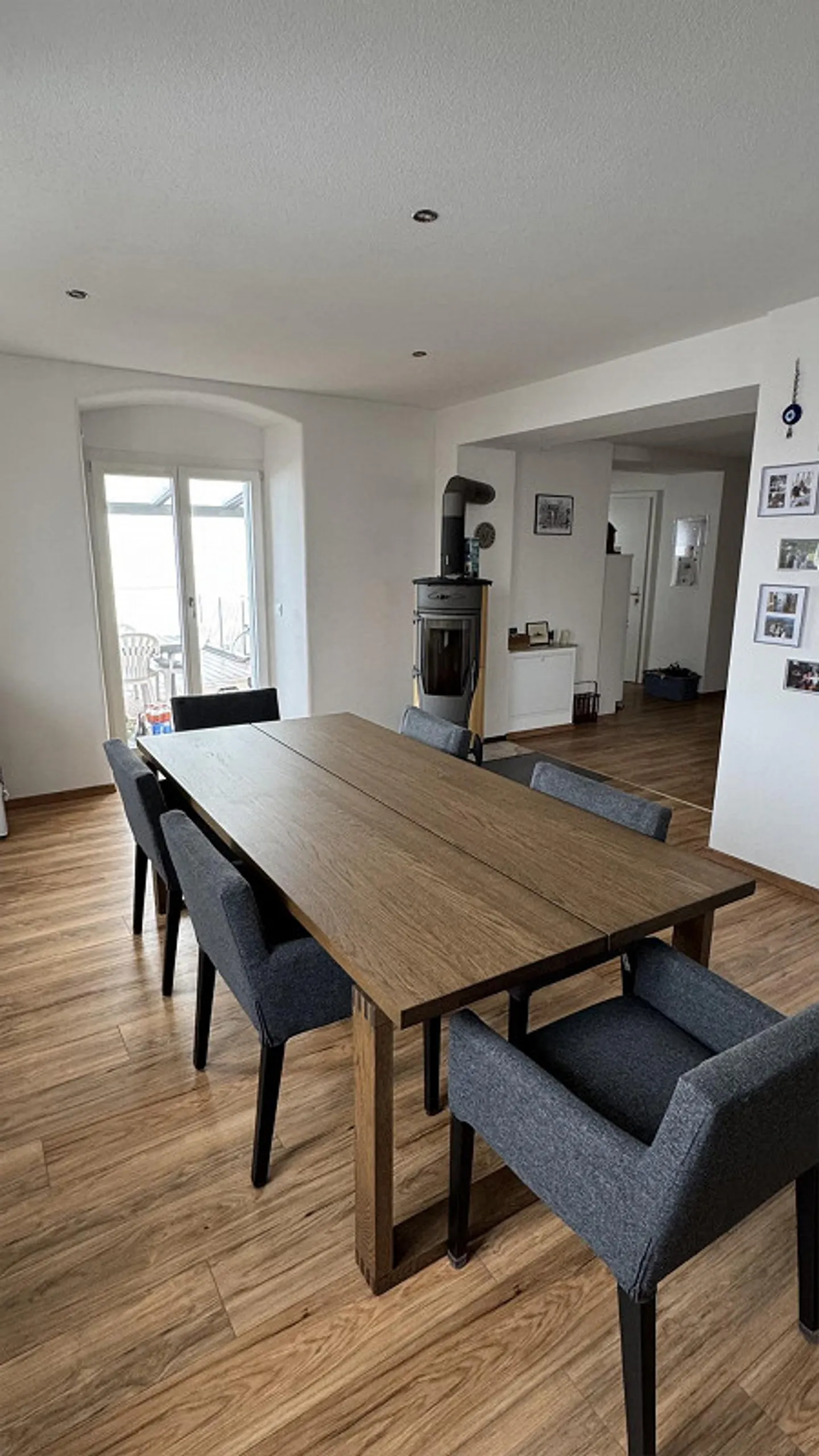 Luminoso appartamento di 5 stanze con grande terrazza, vista panoramica e posizione tranquilla - Foto 13 di 30