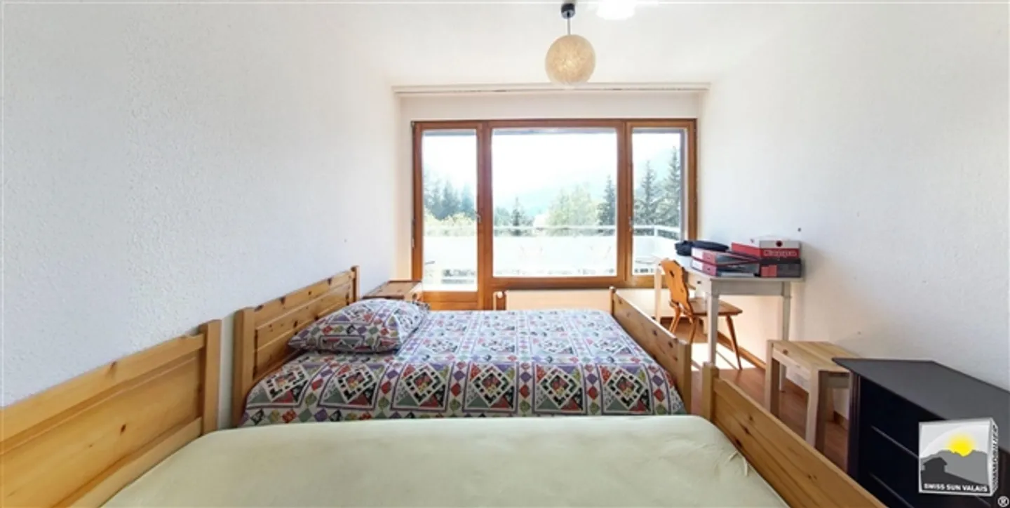 "ÉCRIN" Apartment 2.5 rooms of 73 m² for sale Crans-Montana, Switzerland - Photo 2 of 20