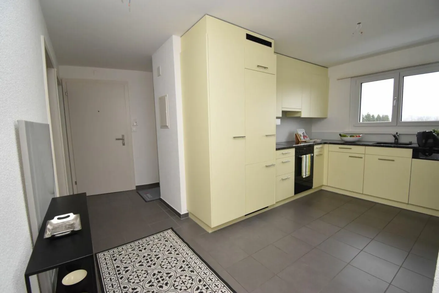 Grosszügige 4-Zimmerwohnung - Foto 2 von 9