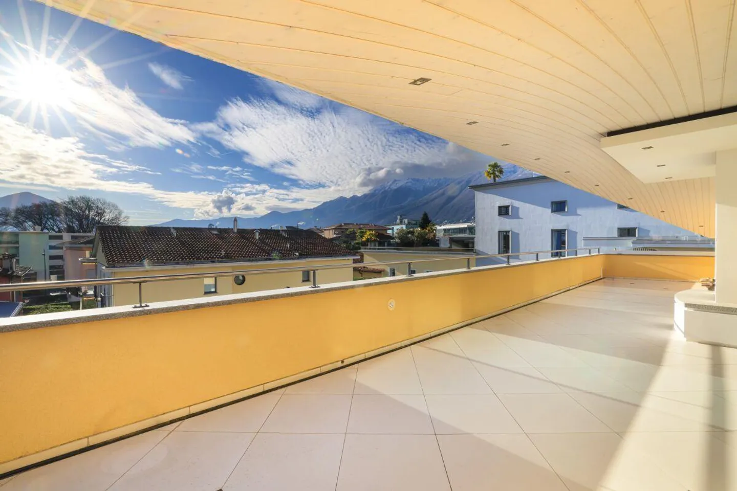 Madea Residence Penthouse - Photo 4 of 21