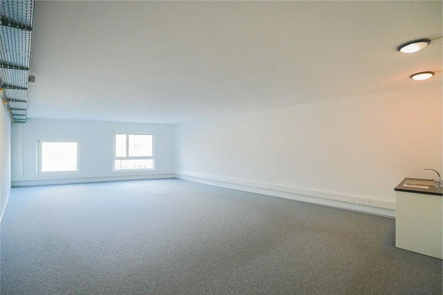 Modern and representative - Your new business domicile in Frick - Photo 3 of 9