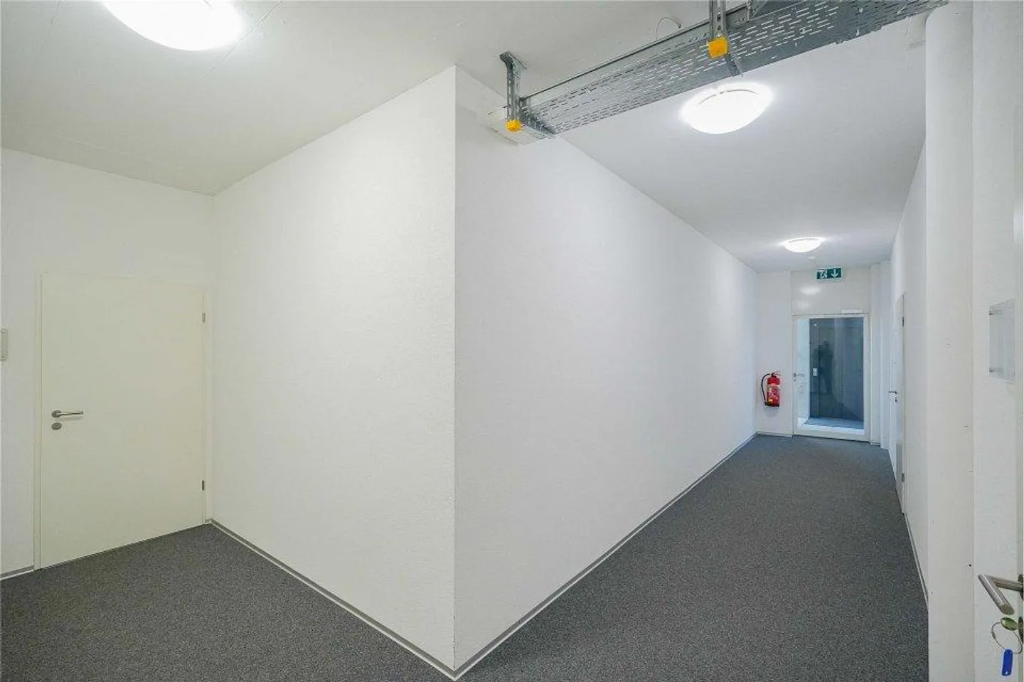 Modern and representative - Your new business domicile in Frick - Photo 7 of 9