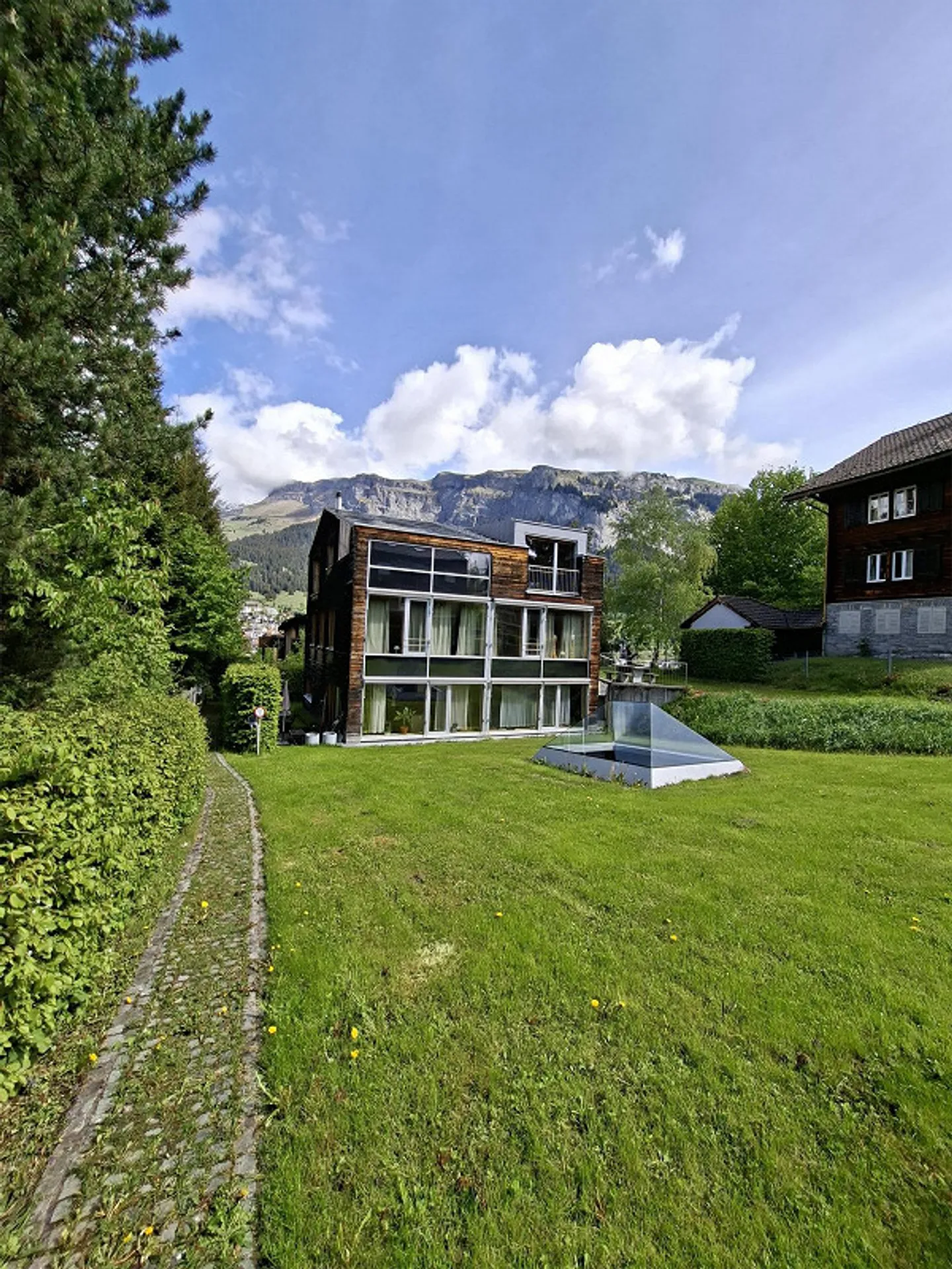 Appartement 4.5 pièces, 120m2 dans un emplacement très calme à 7018 Flims Waldhaus - Photo 2 sur 20