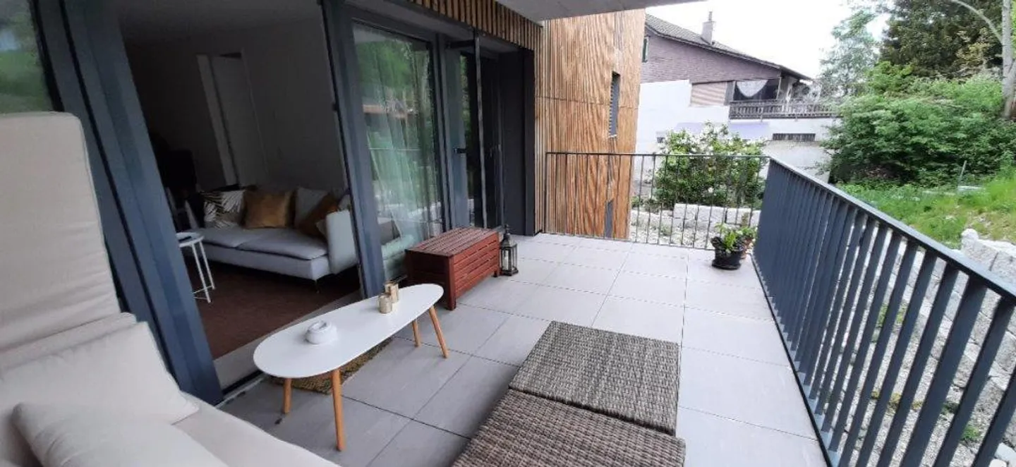 Luminoso appartamento di 2,5 stanze con grande balcone - Foto 3 di 6
