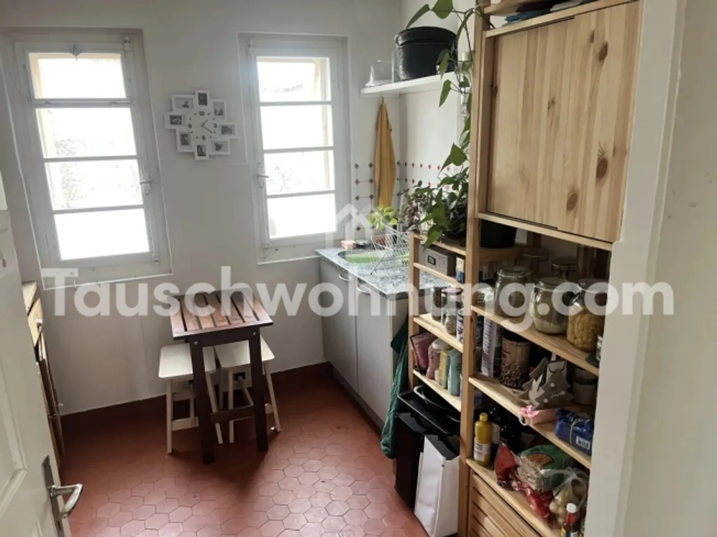 Appartement Charmant dans un Ancien Bâtiment à Échanger - Photo 4 sur 11