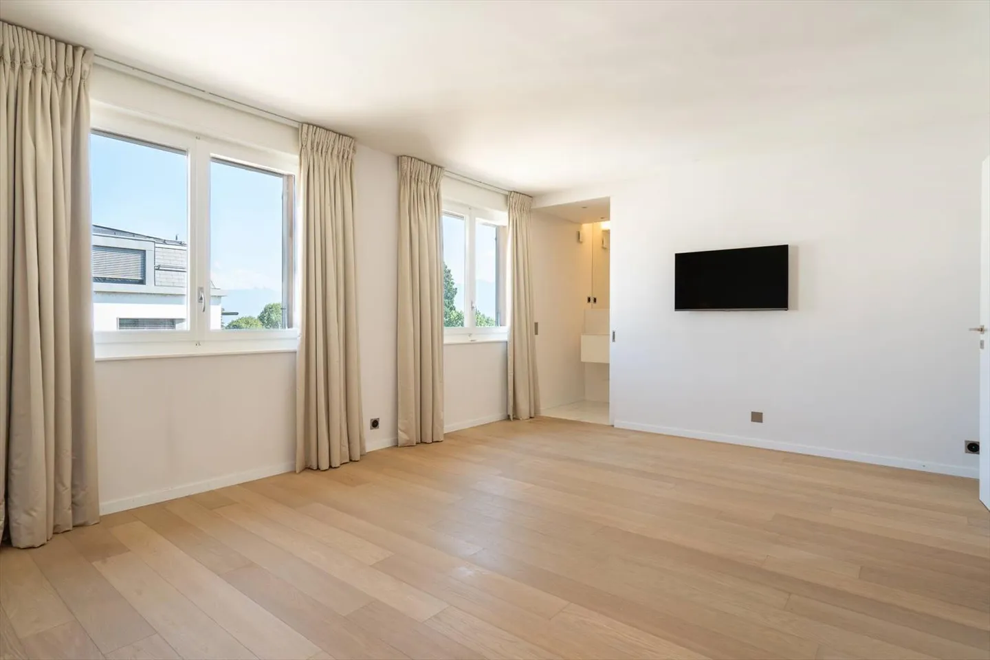 Appartamento elegante di 6,5 stanze con 226m2 - Foto 10 di 13