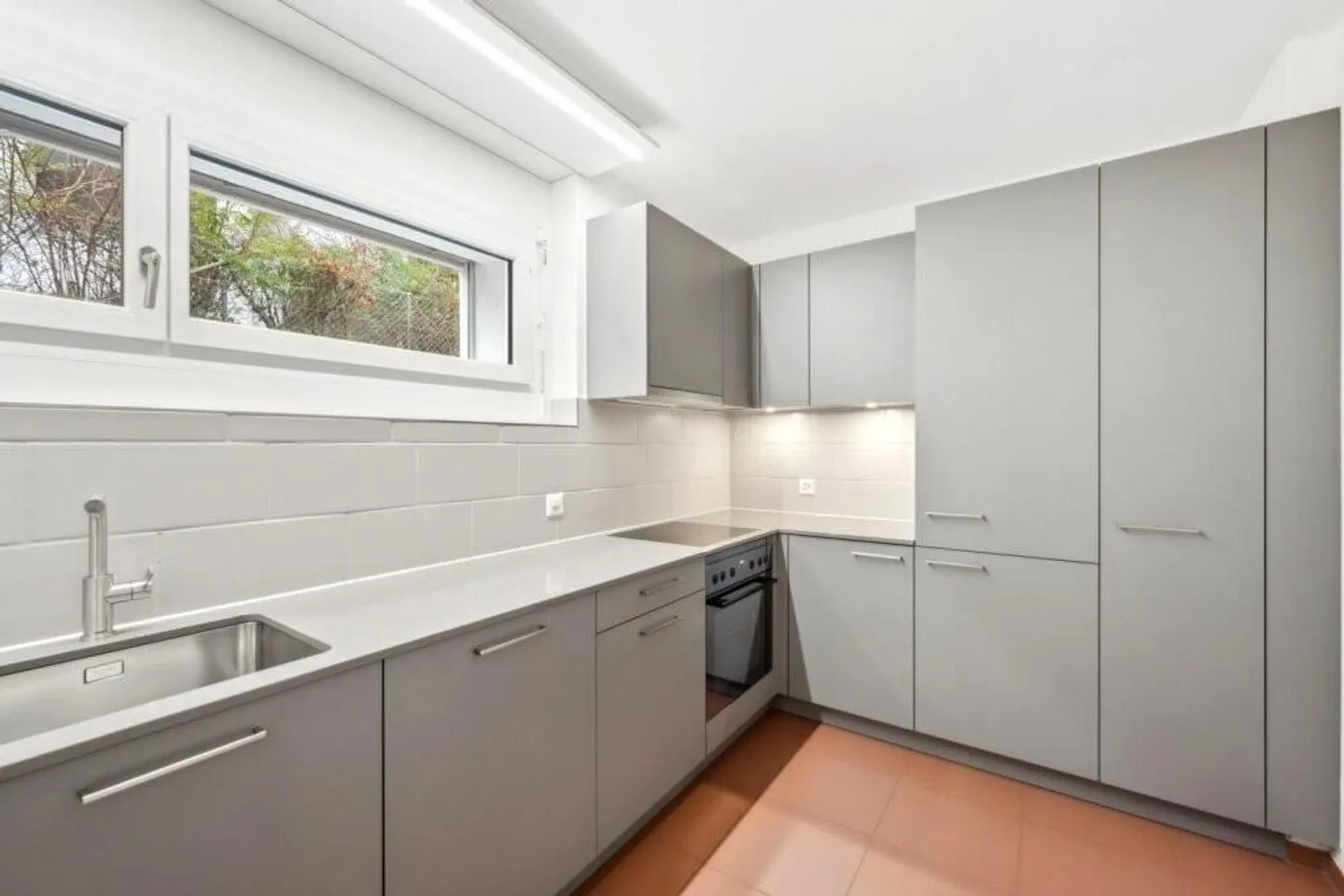 Freshly renovated 3.5-room apartments in a quiet location in Riehen - Photo 3 of 6