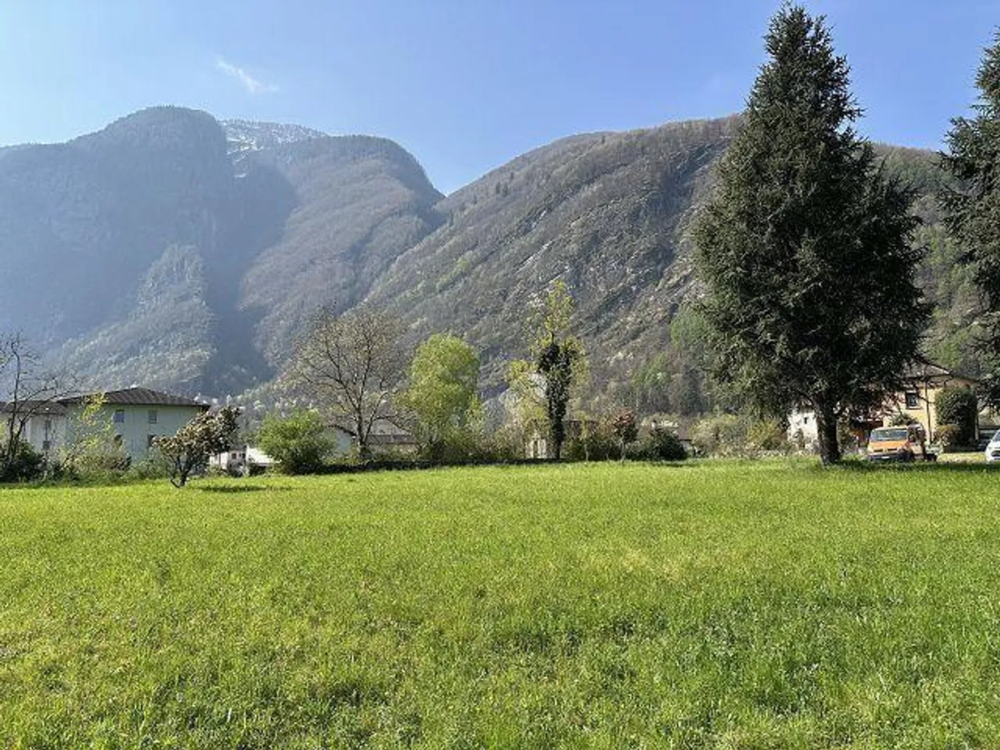 Terreno edificabile di 2711 m2 nella zona di costruzione R3 / terreno edificabile di 2711... - Foto 8 di 11